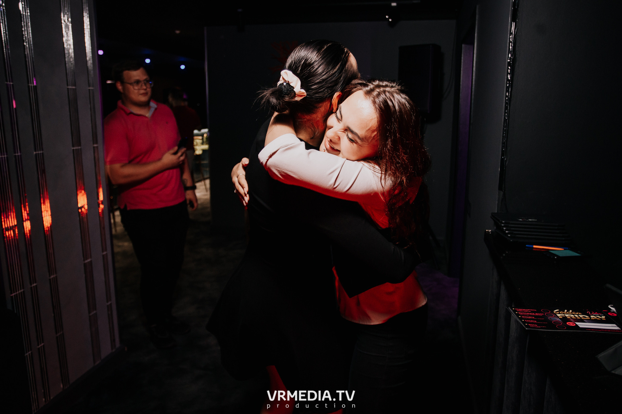 Выходные в караоке-баре «Volna»