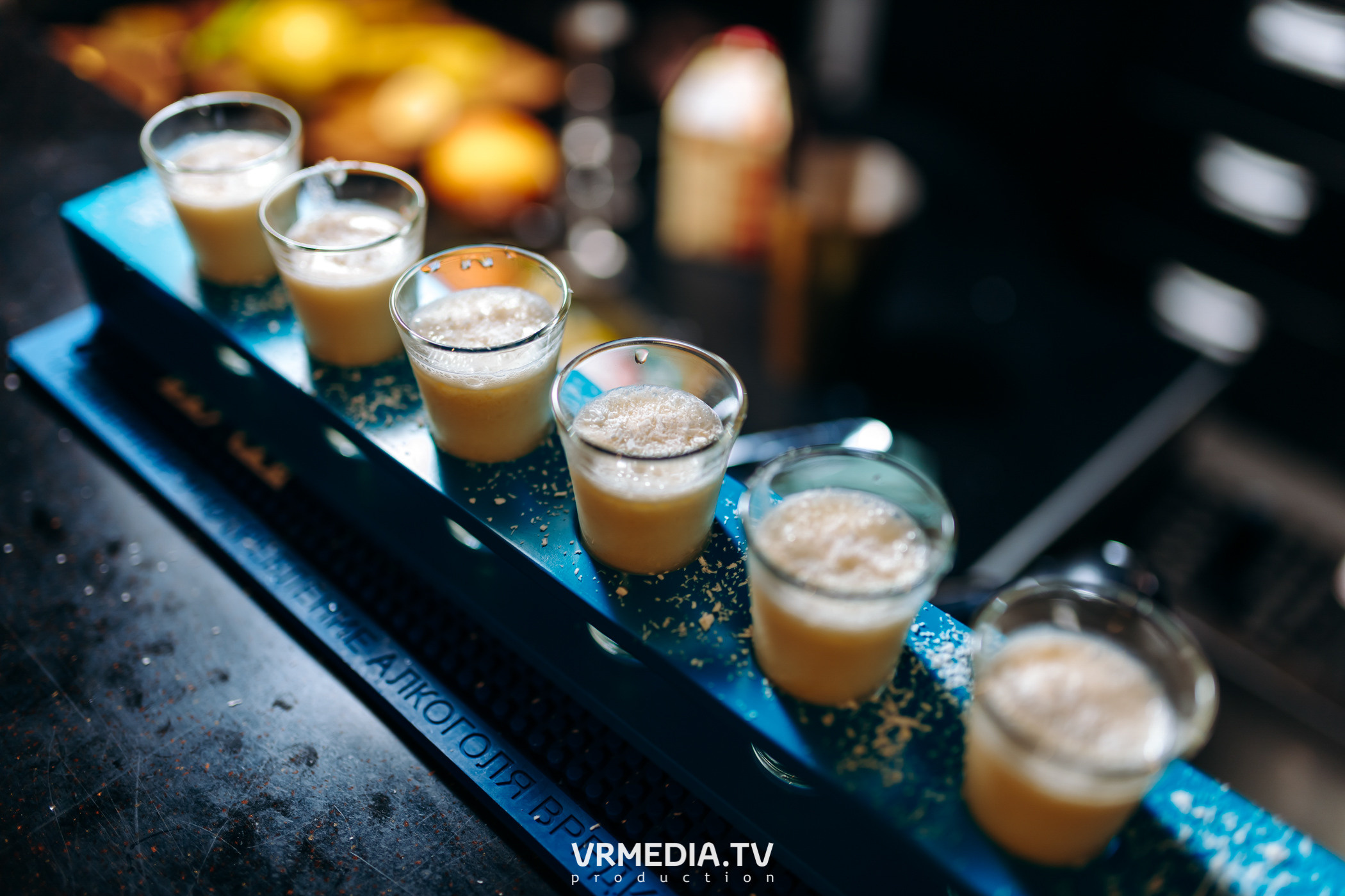 Ночь фотографии в караоке-баре «Volna»