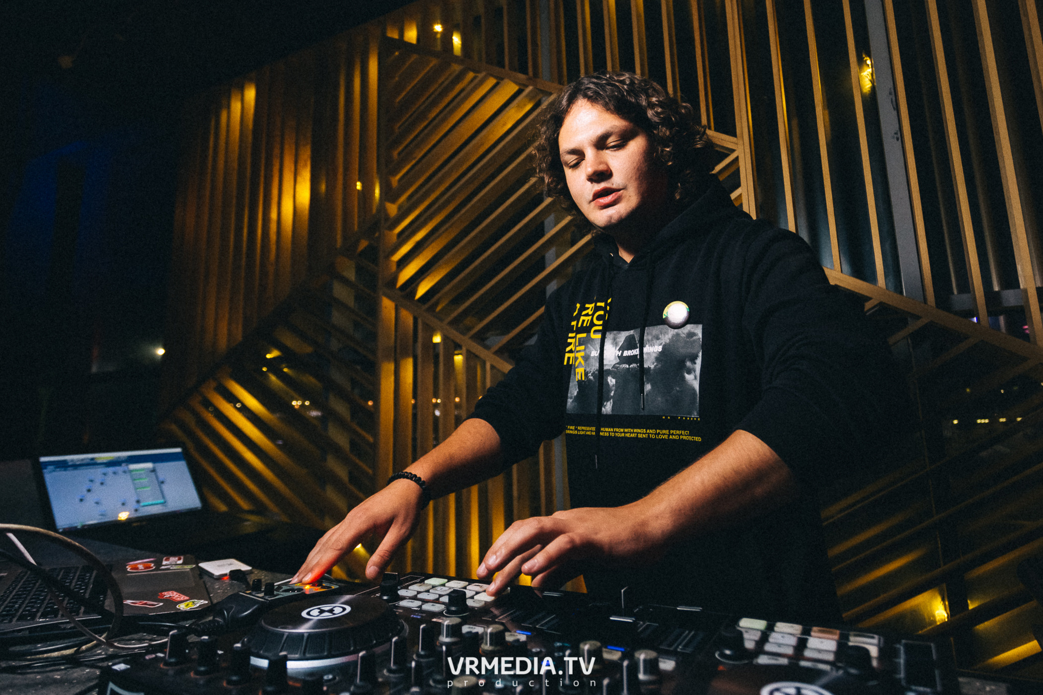 Выходные в баре «DOSKI»