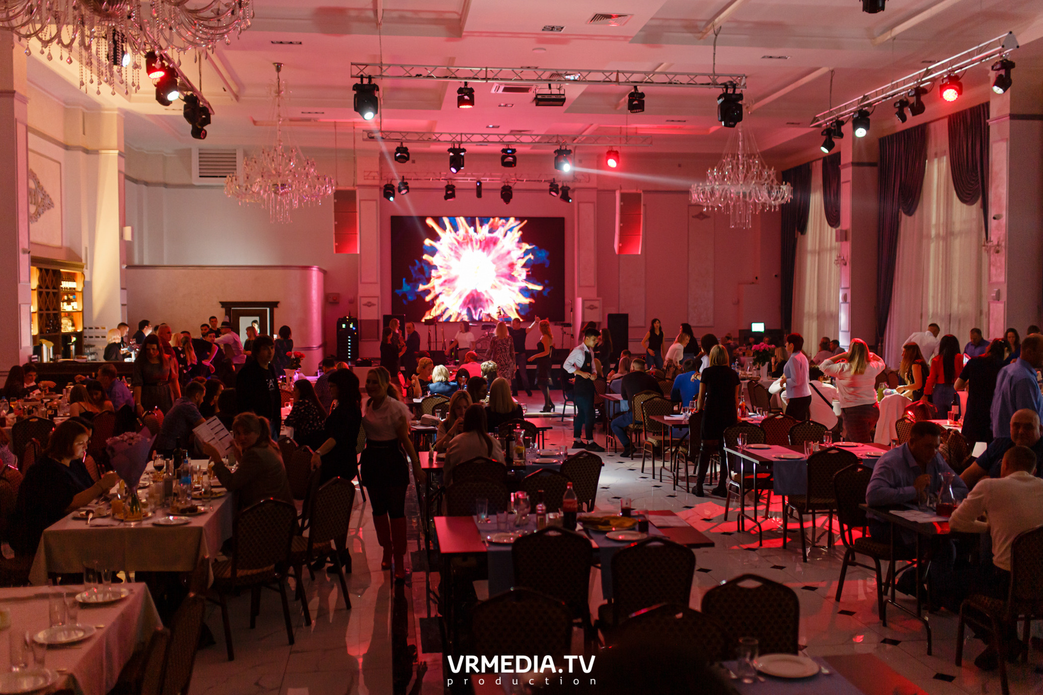 Выходные в ресторане «Paradise»