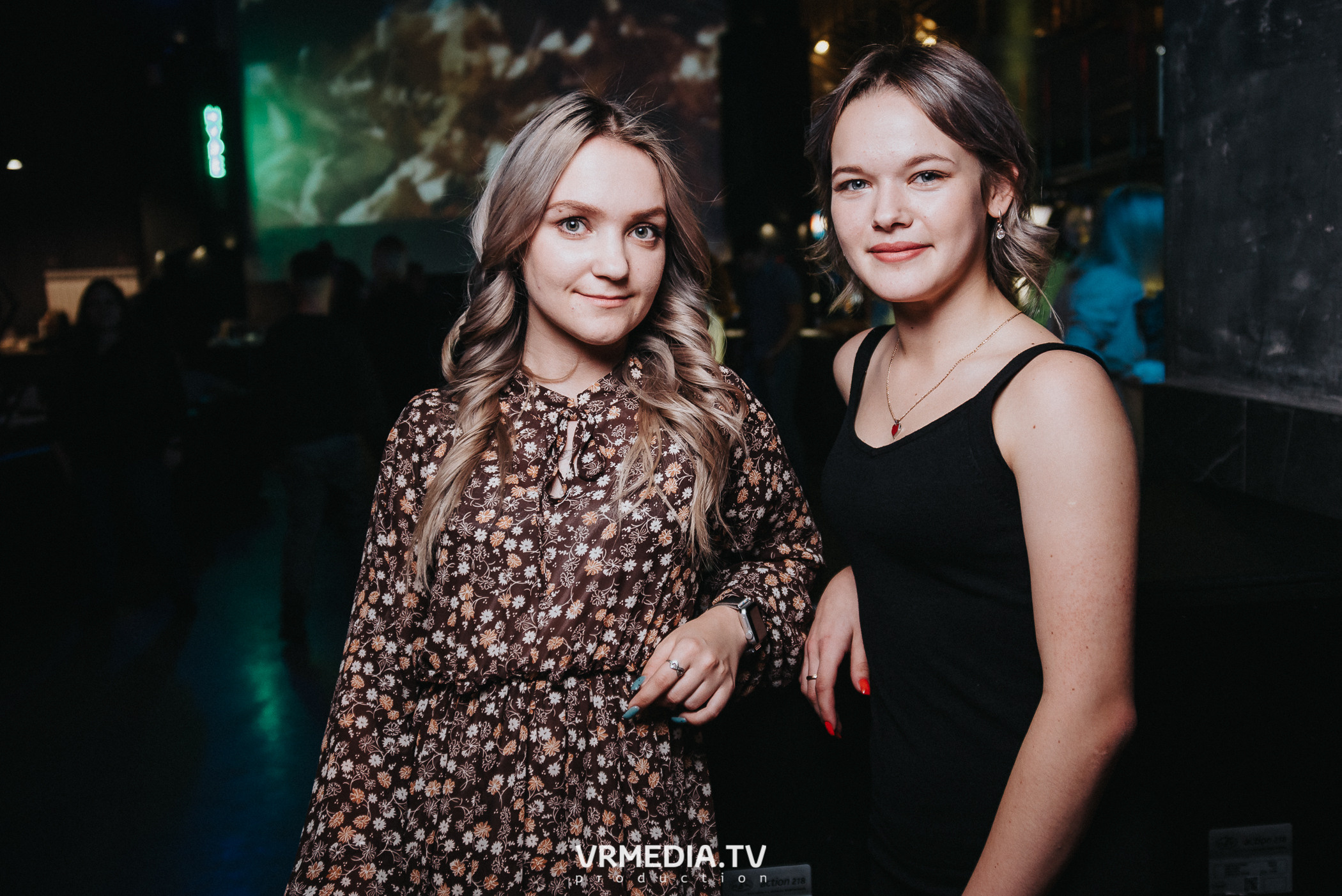 Выходные в баре «DOSKI»