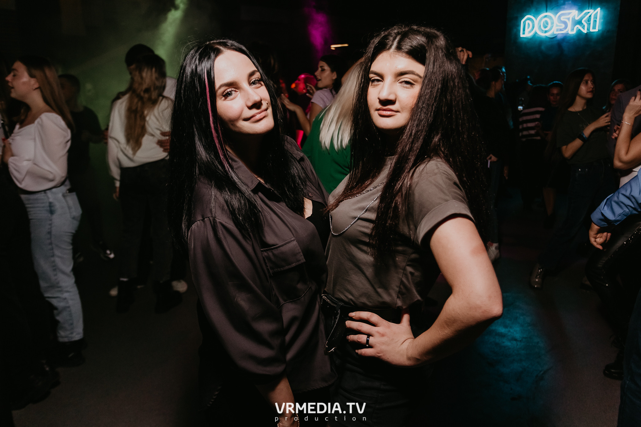 Выходные в баре «DOSKI»