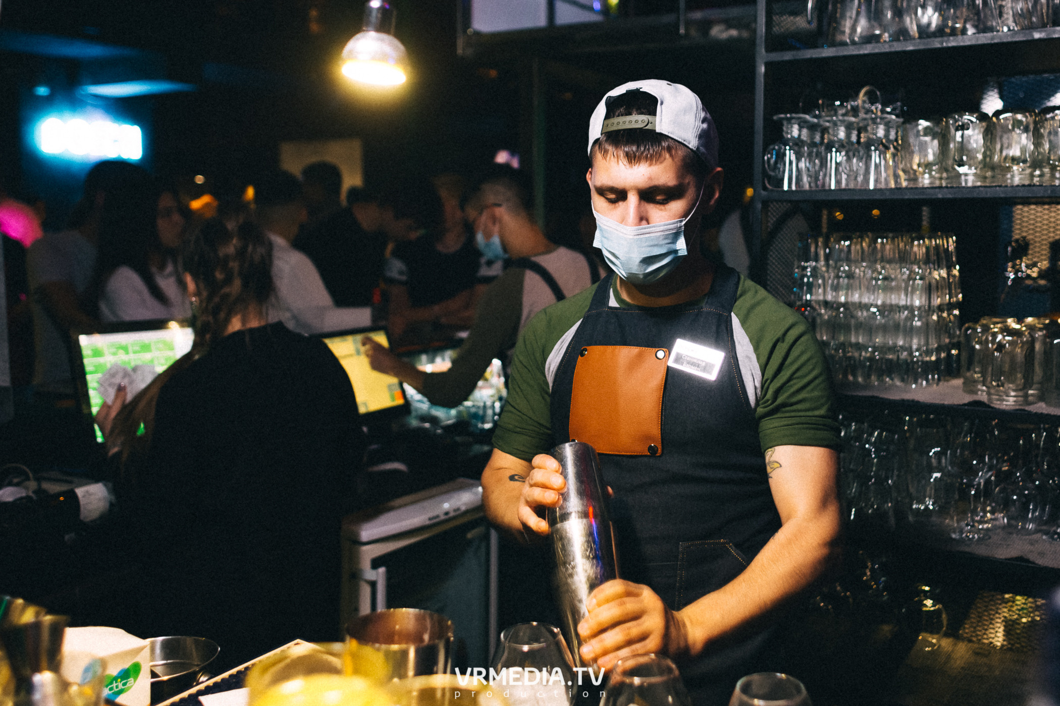 Выходные в баре «DOSKI»