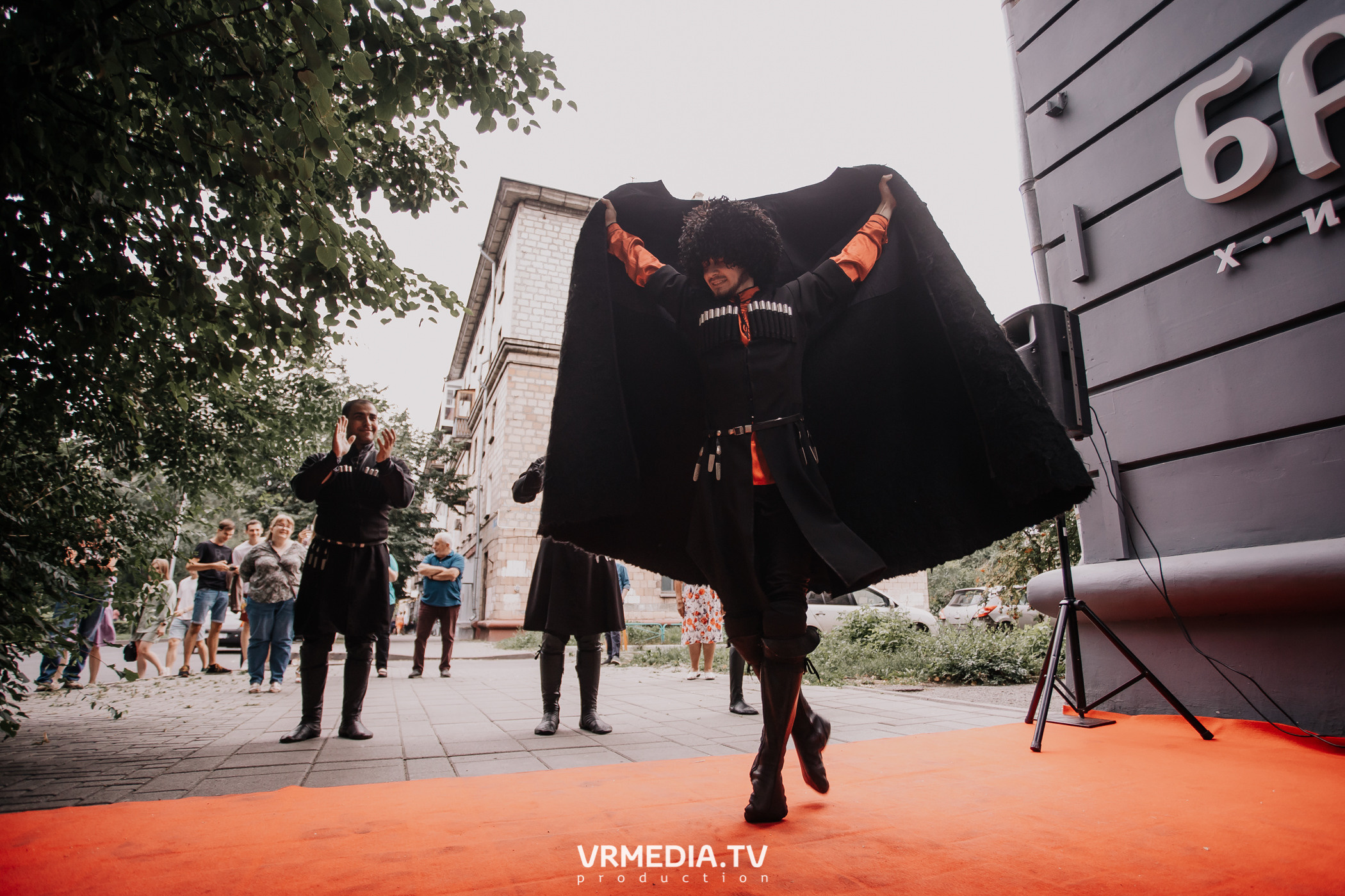 День рождения ресторана «Батоно Хинкали»