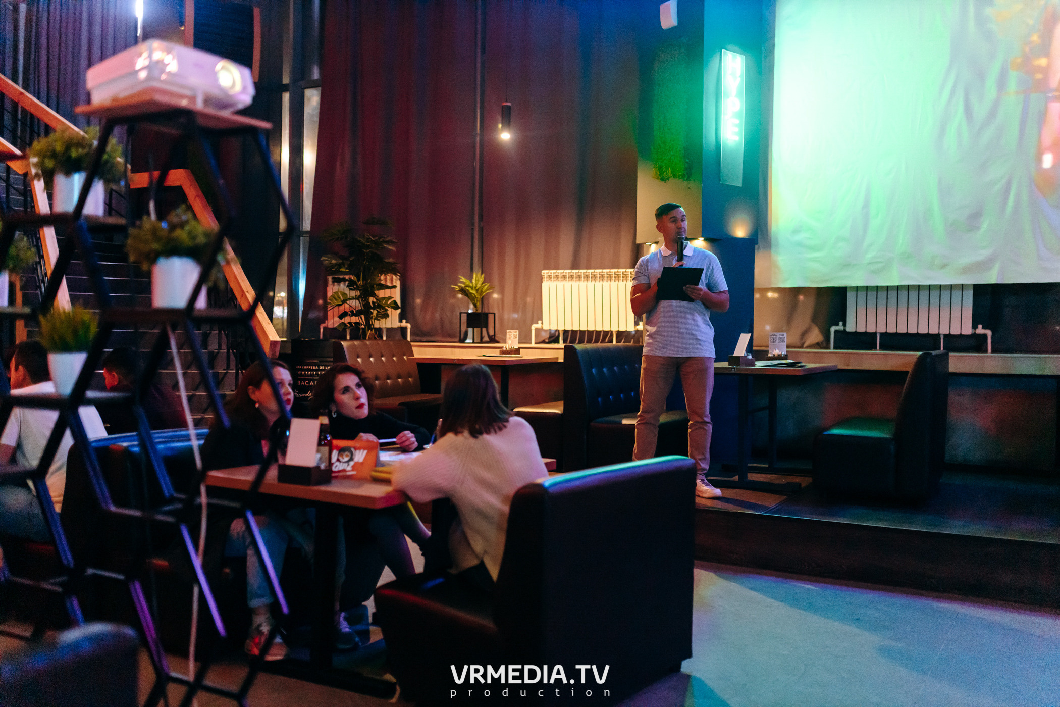 WoW QuiZ в баре «DOSKI»