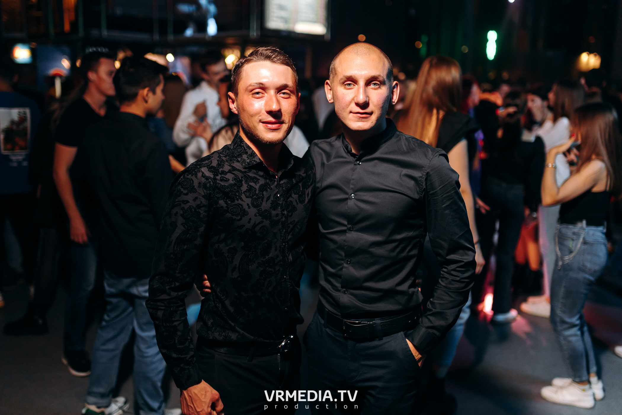 Выходные в баре «DOSKI»