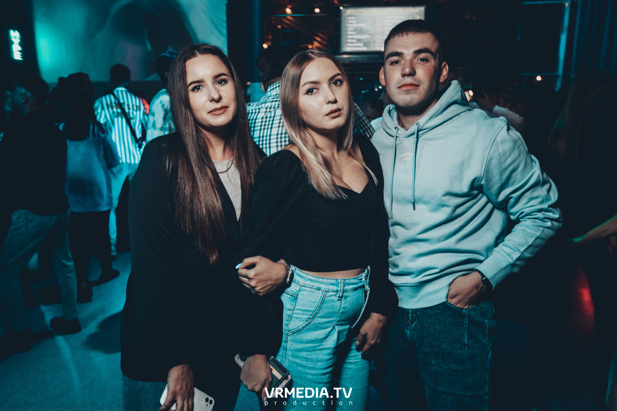 Выходные в баре «DOSKI»