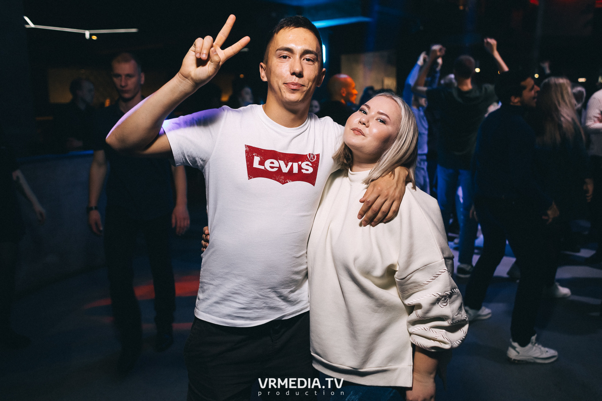 Выходные в баре «DOSKI»