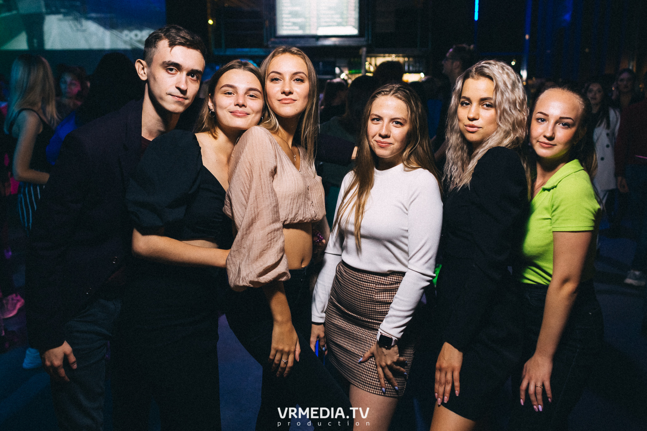 Выходные в баре «DOSKI»