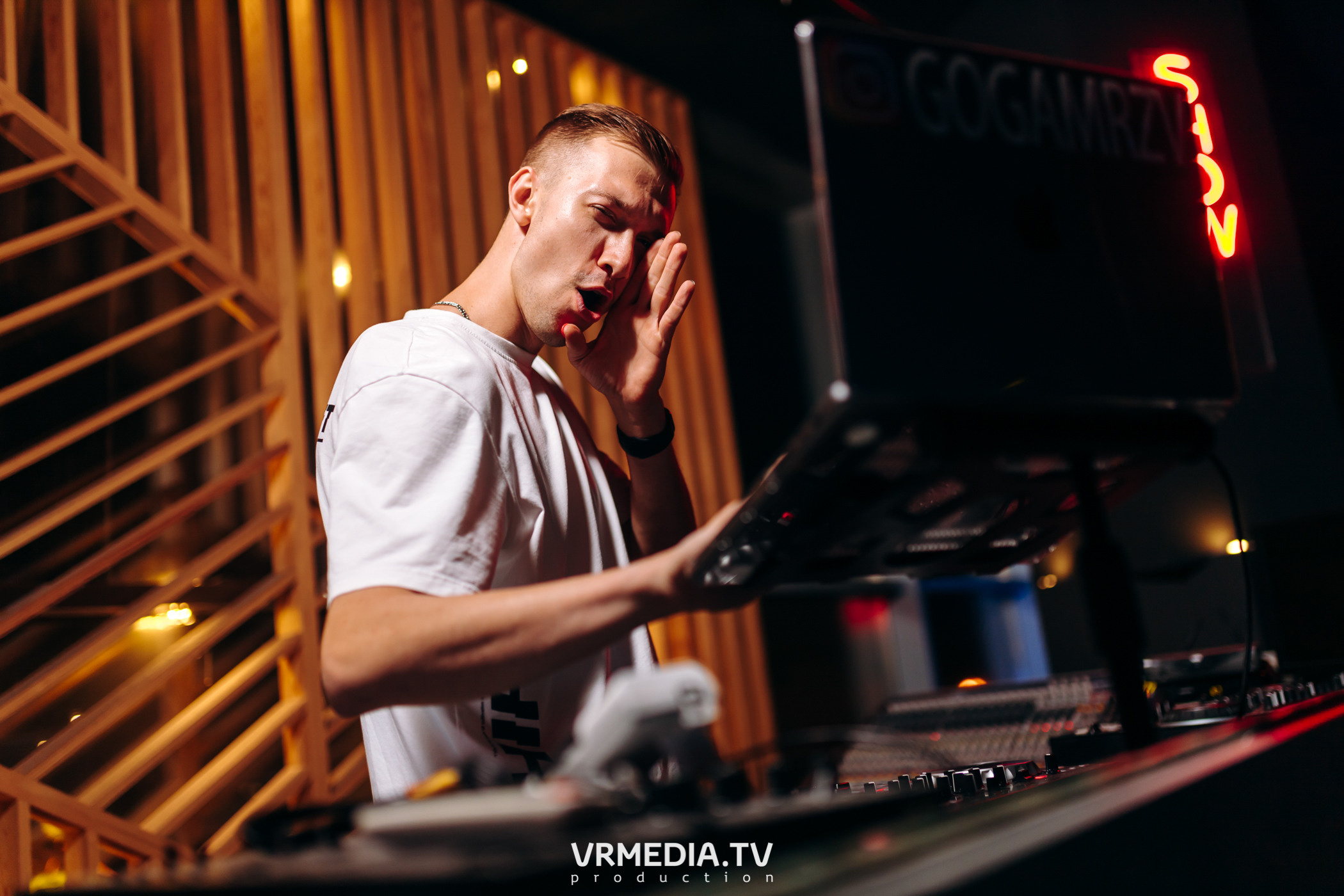 Выходные в баре «DOSKI»