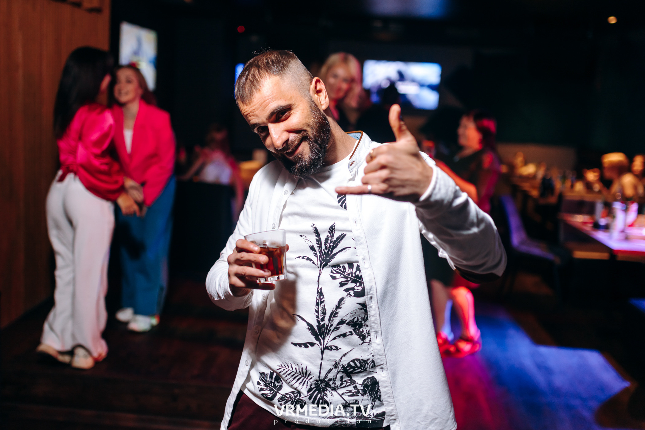 Выходные в баре «DOSKI»