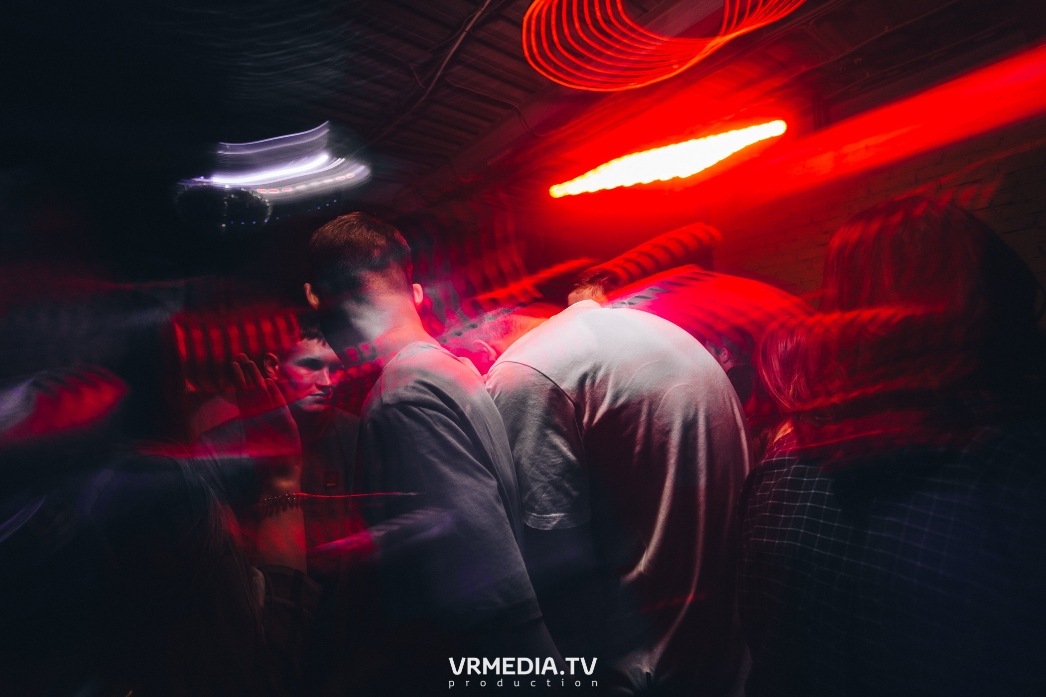 Выходные в баре «Хука Хаус»