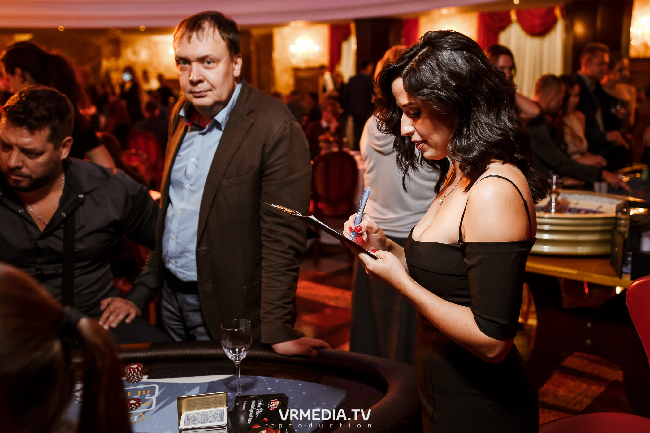 «Игра с Александром Друзем». В честь 27-летия компании БКС