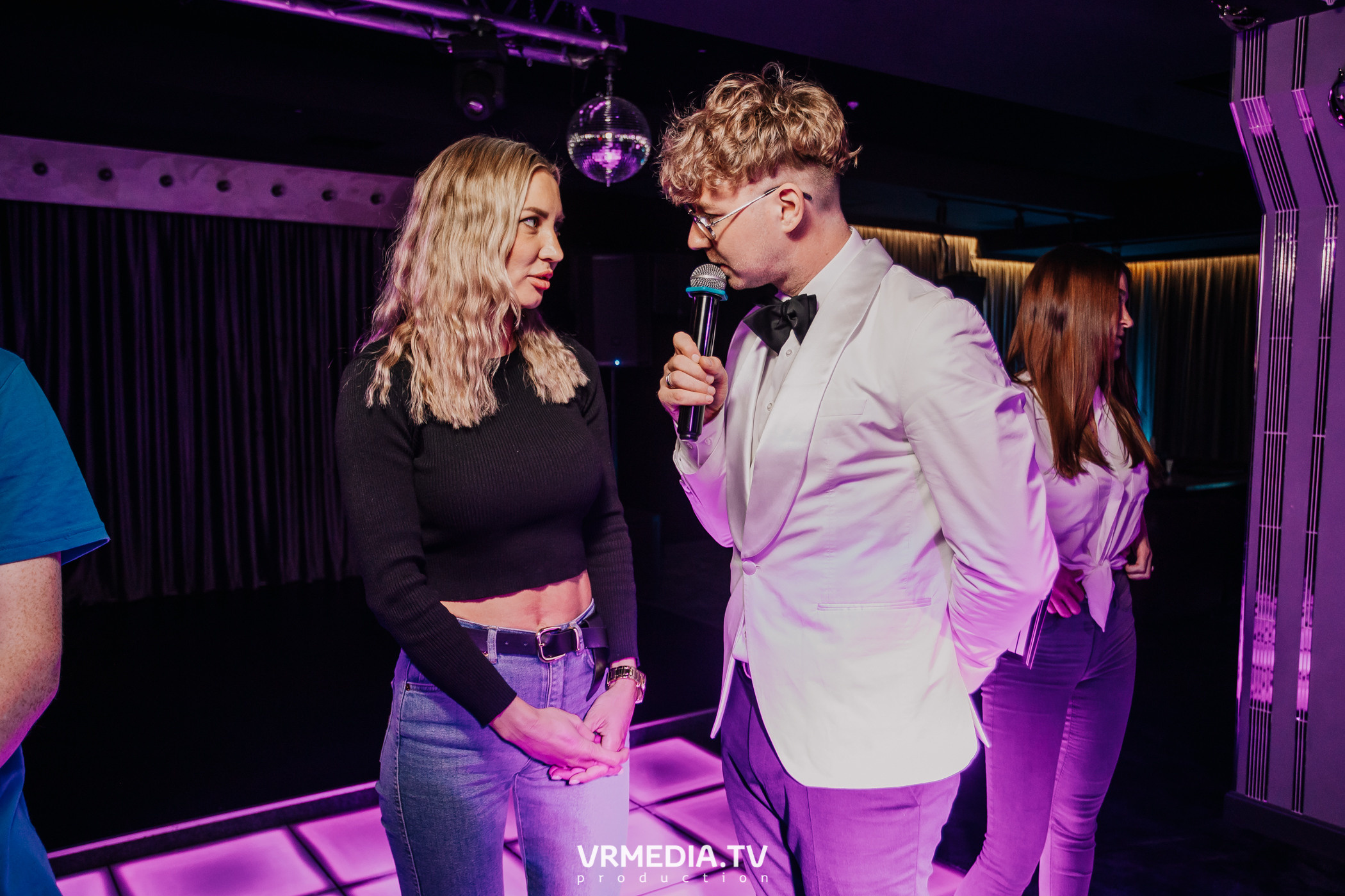 Выходные в караоке-баре «Volna»