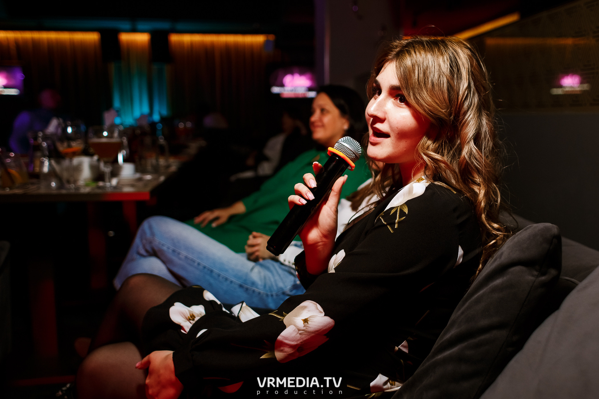 Выходные в караоке-баре «Volna»