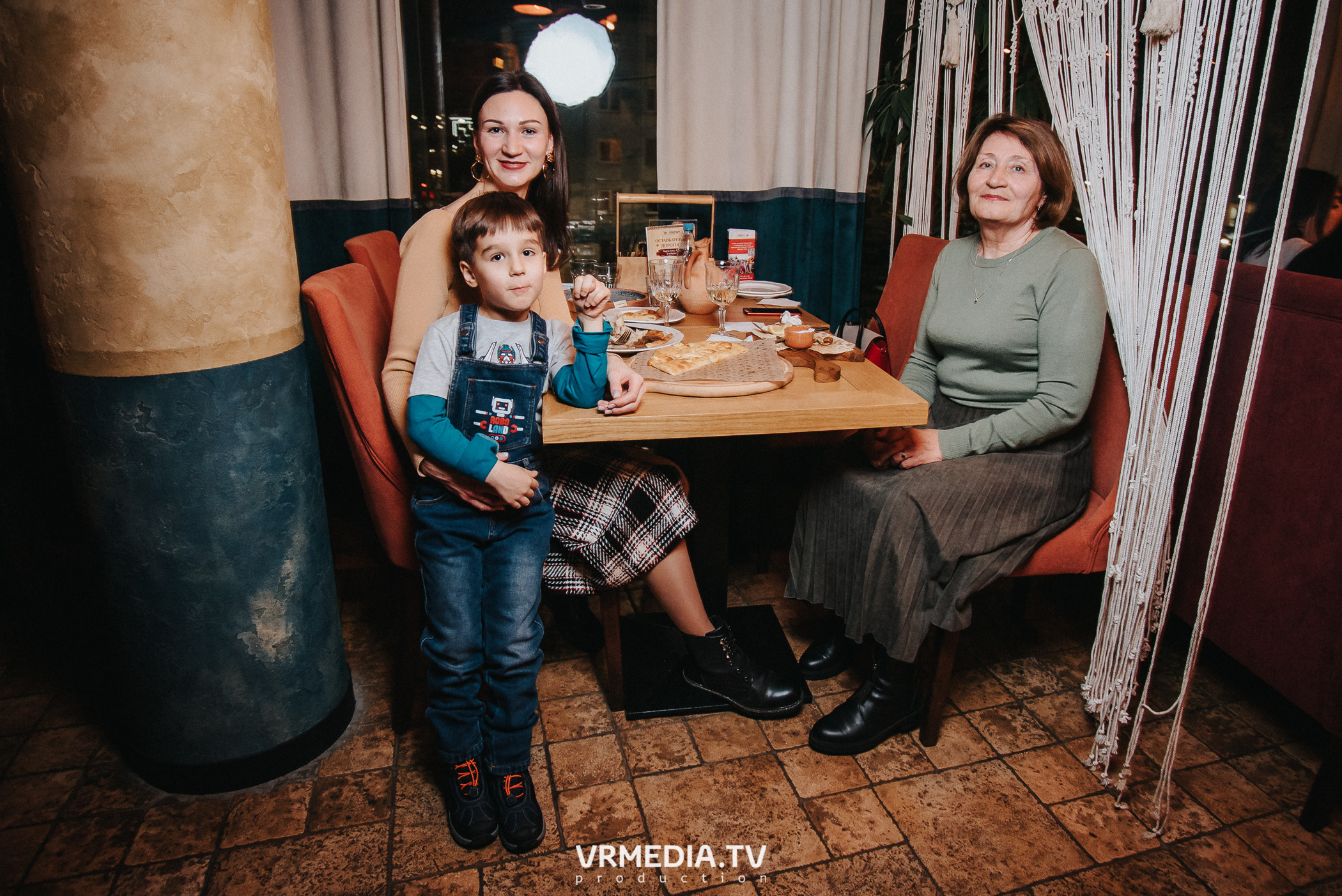 Выходные в ресторане «Хачапури тетушки Марико»