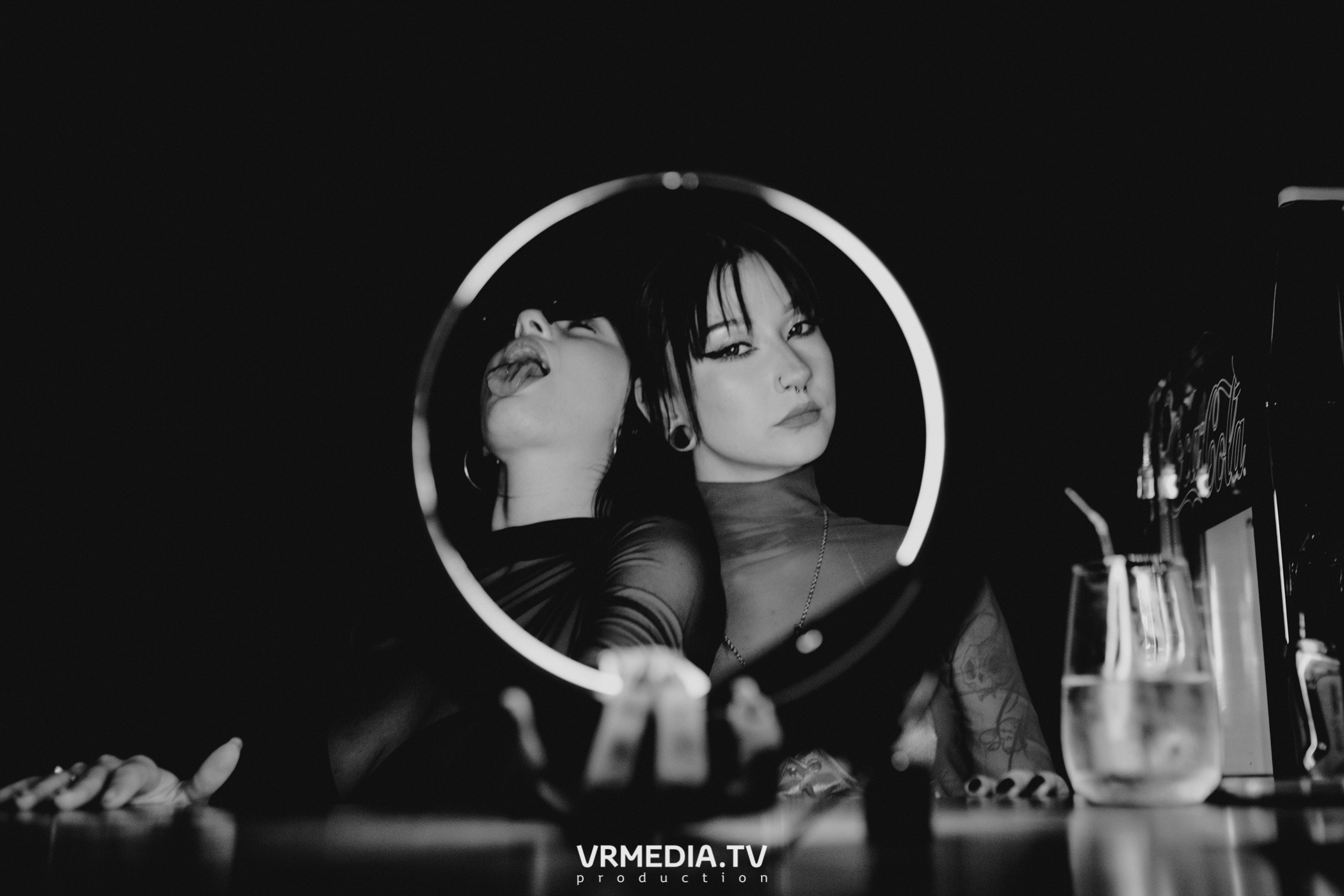 Выходные в баре «Хука Хаус»