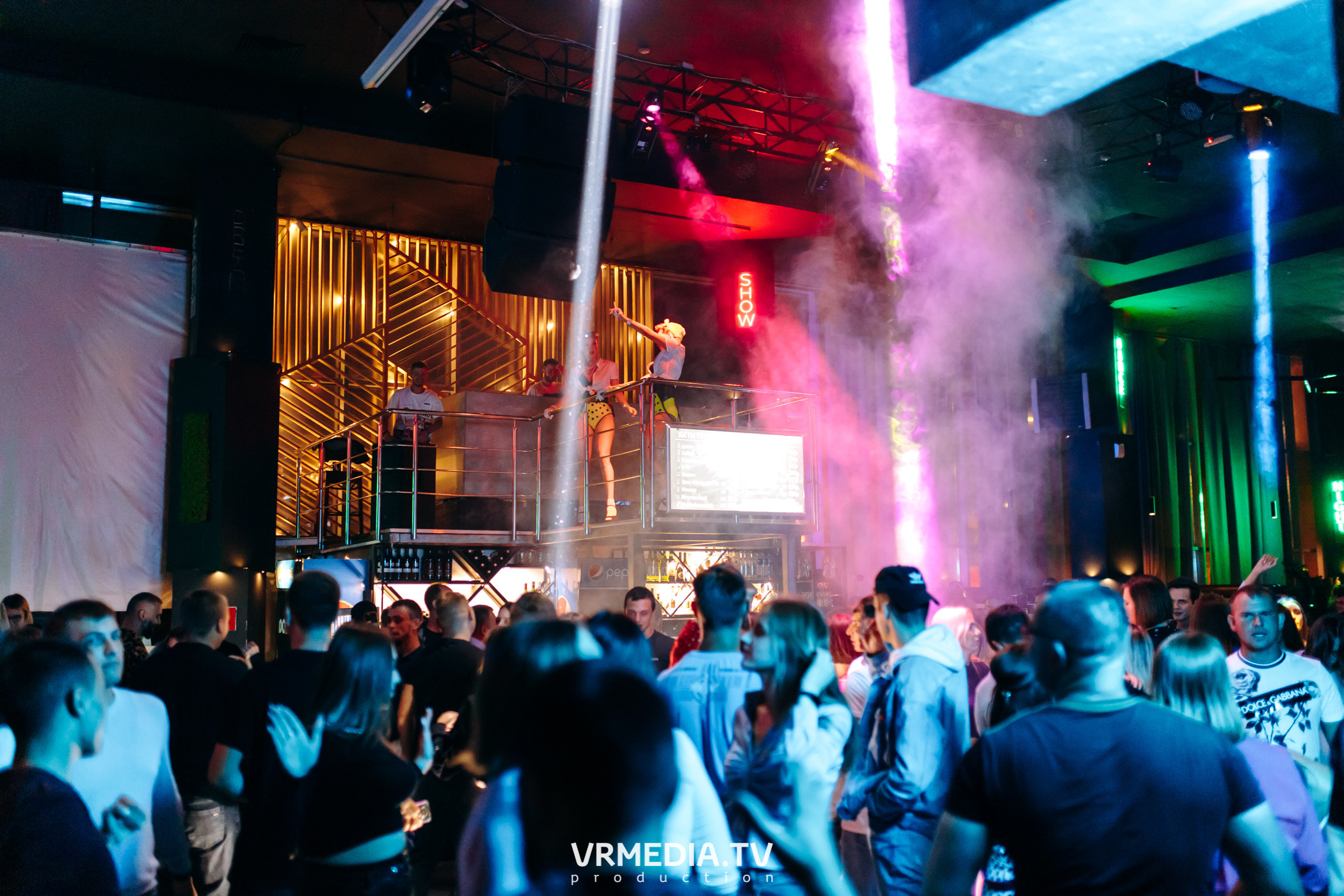 Выходные в баре «DOSKI»