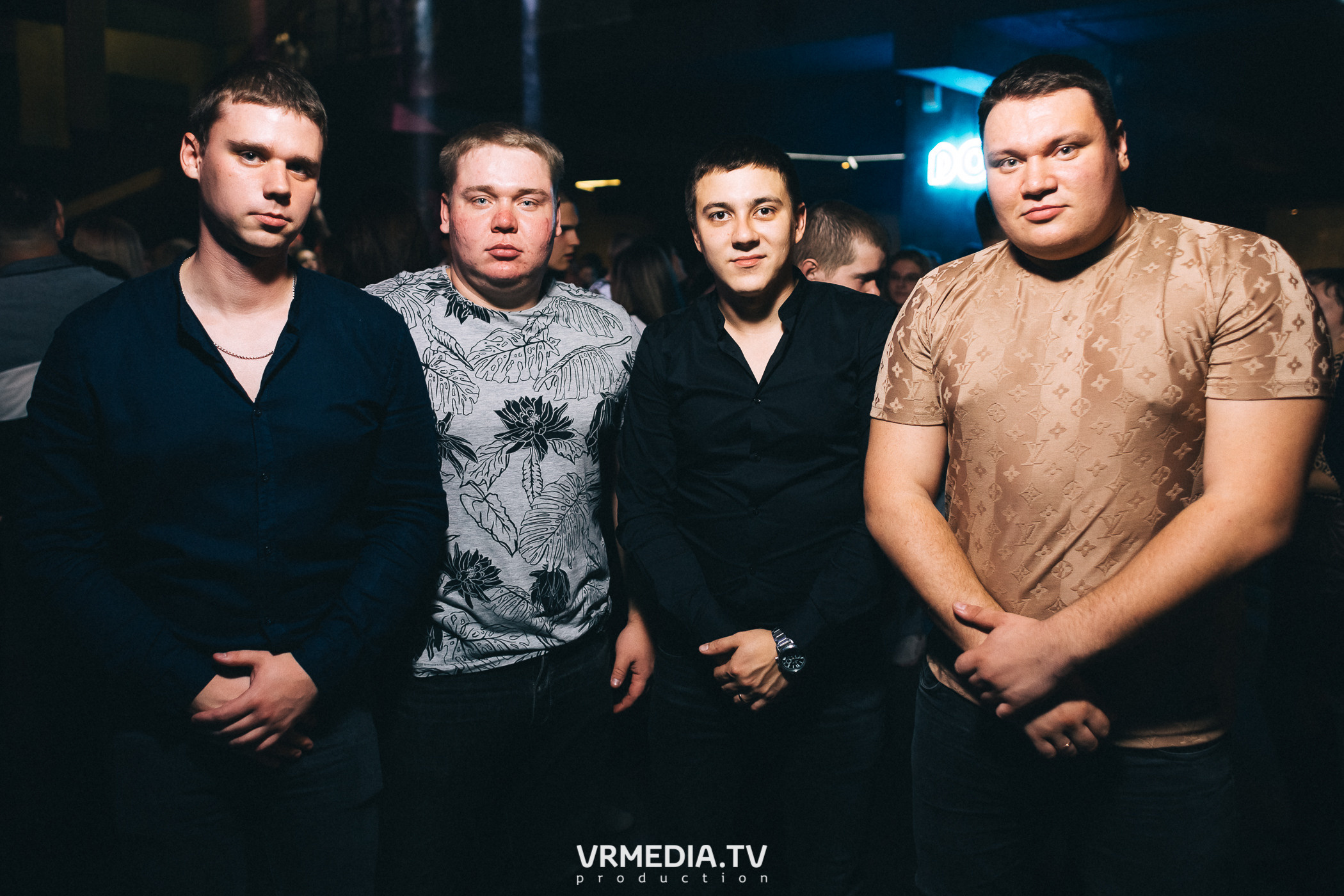 Выходные в баре «DOSKI»