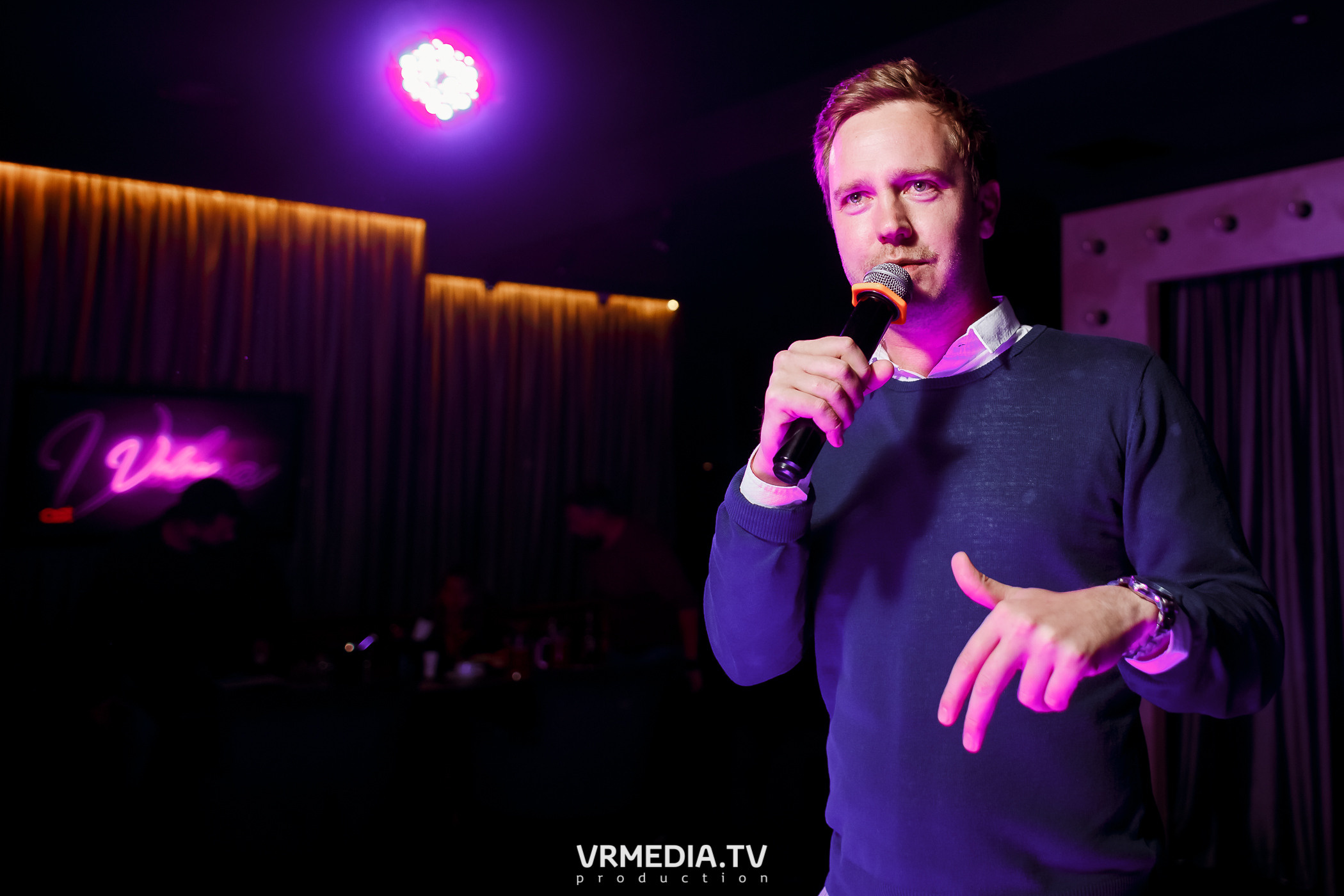 Выходные в караоке-баре «Volna»