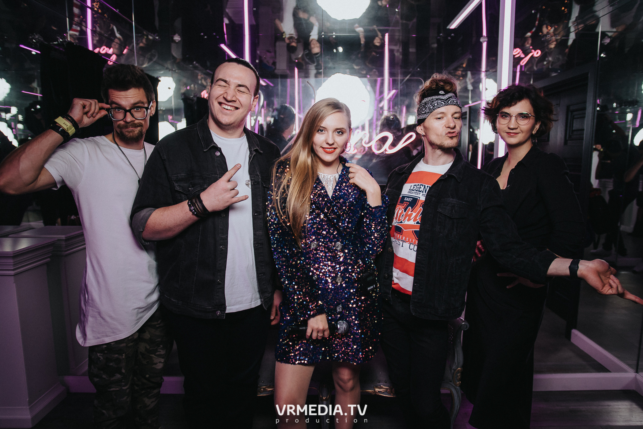 Выходные в караоке-баре «Volna»