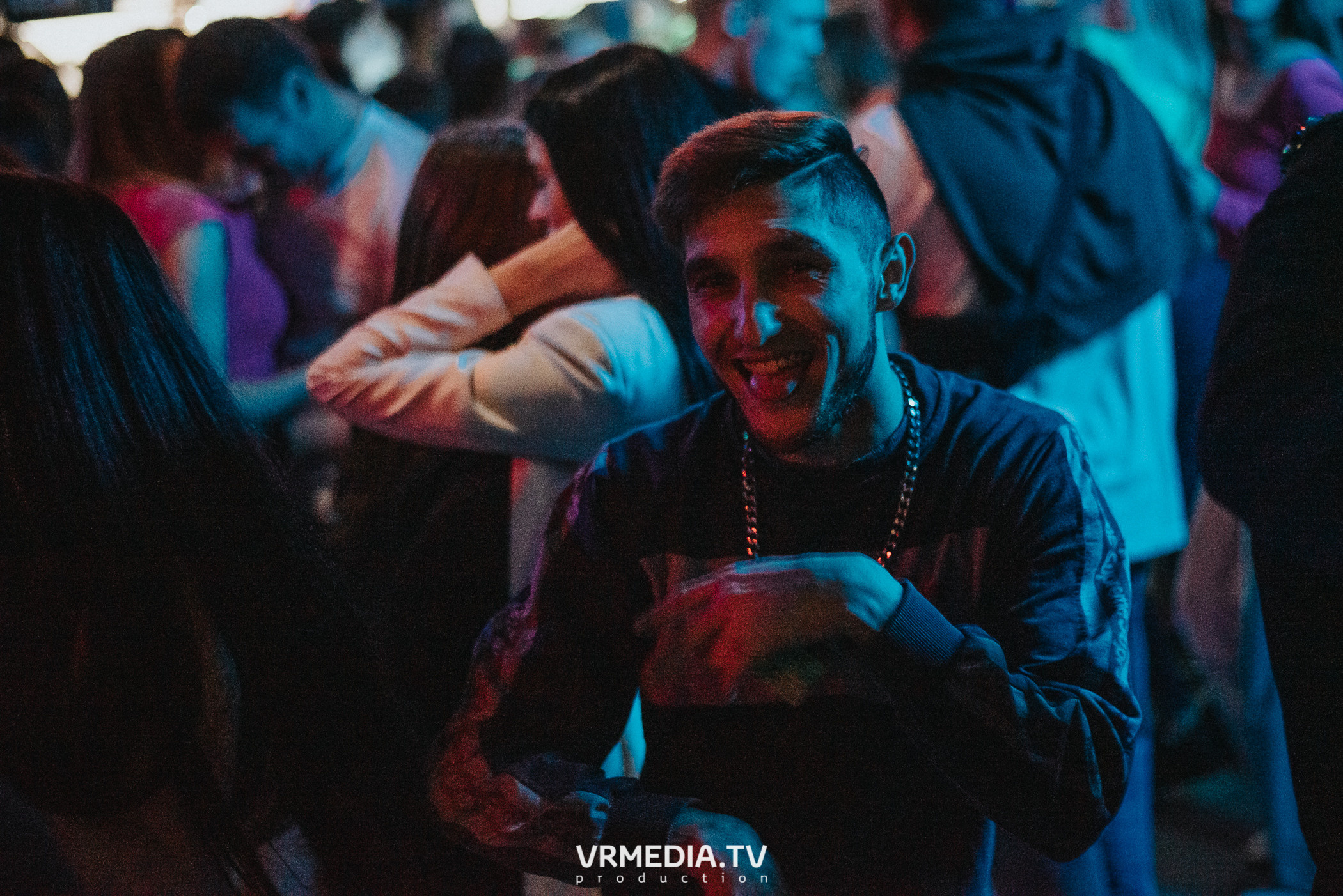 Выходные в баре «DOSKI»