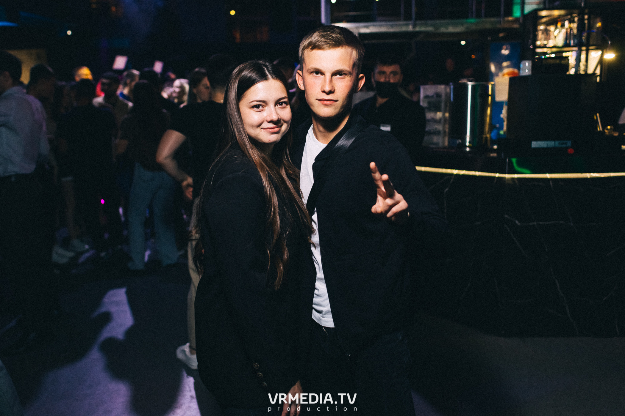 Выходные в баре «DOSKI»