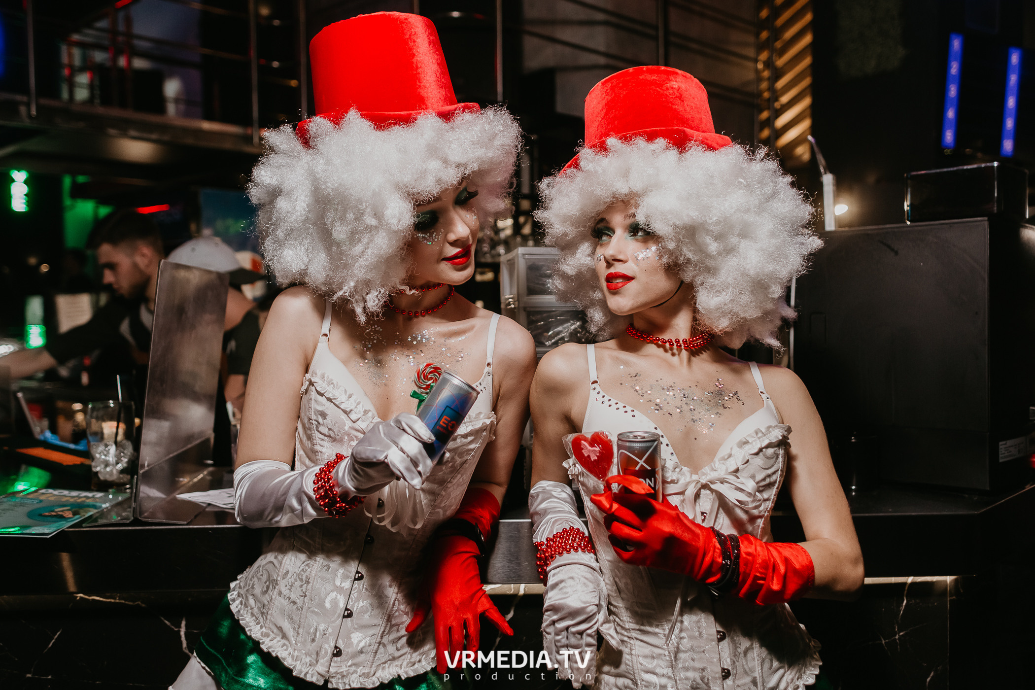 Выходные в баре «DOSKI»