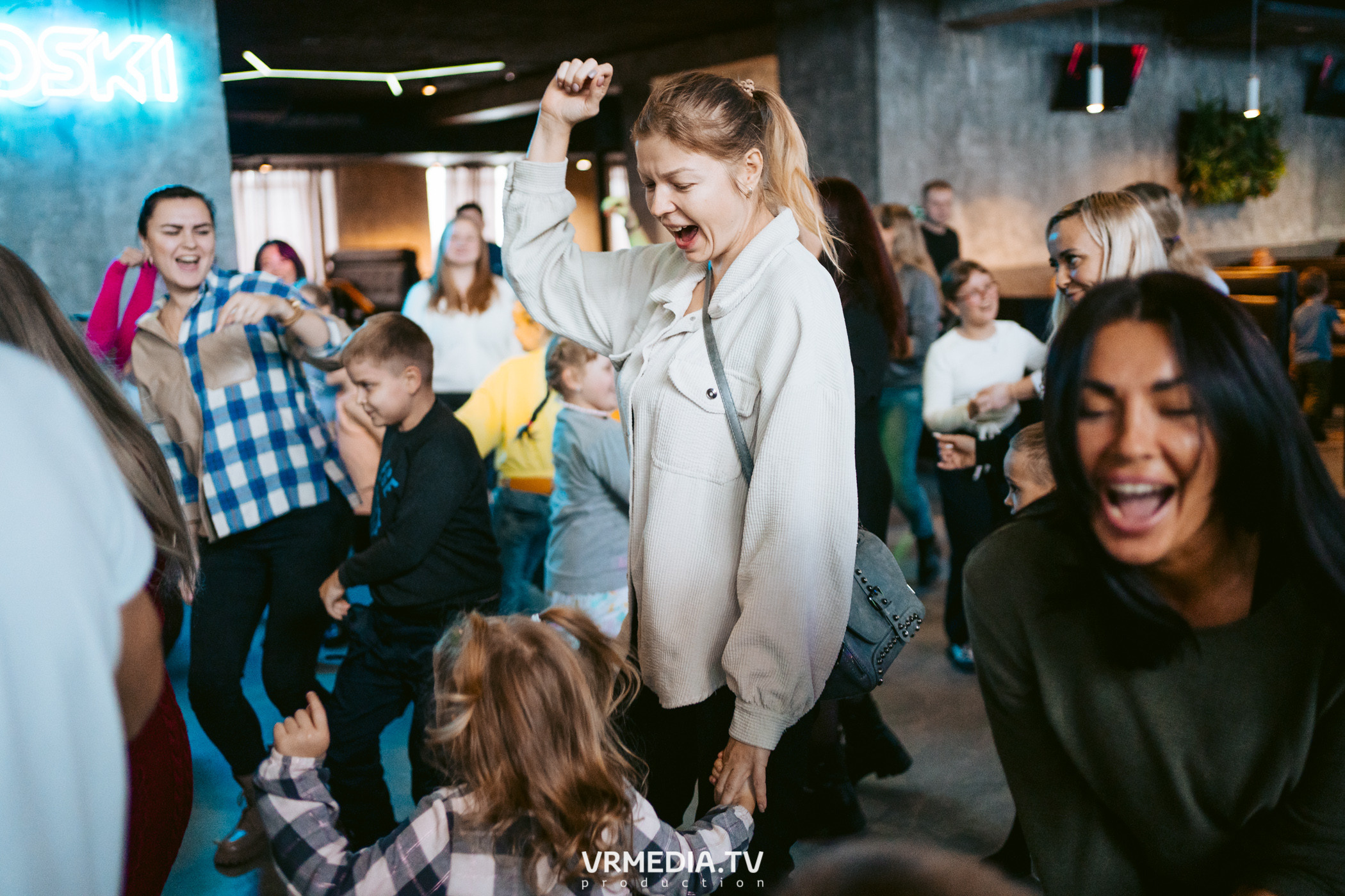 Baby time в баре «DOSKI»