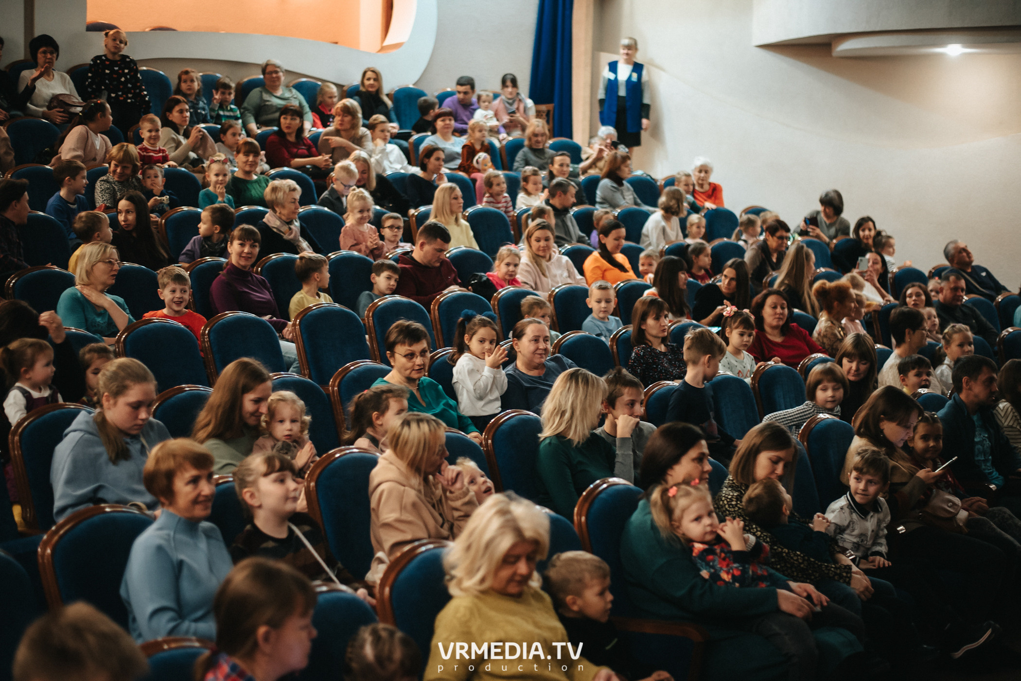 Шоу мыльных пузырей CLINK