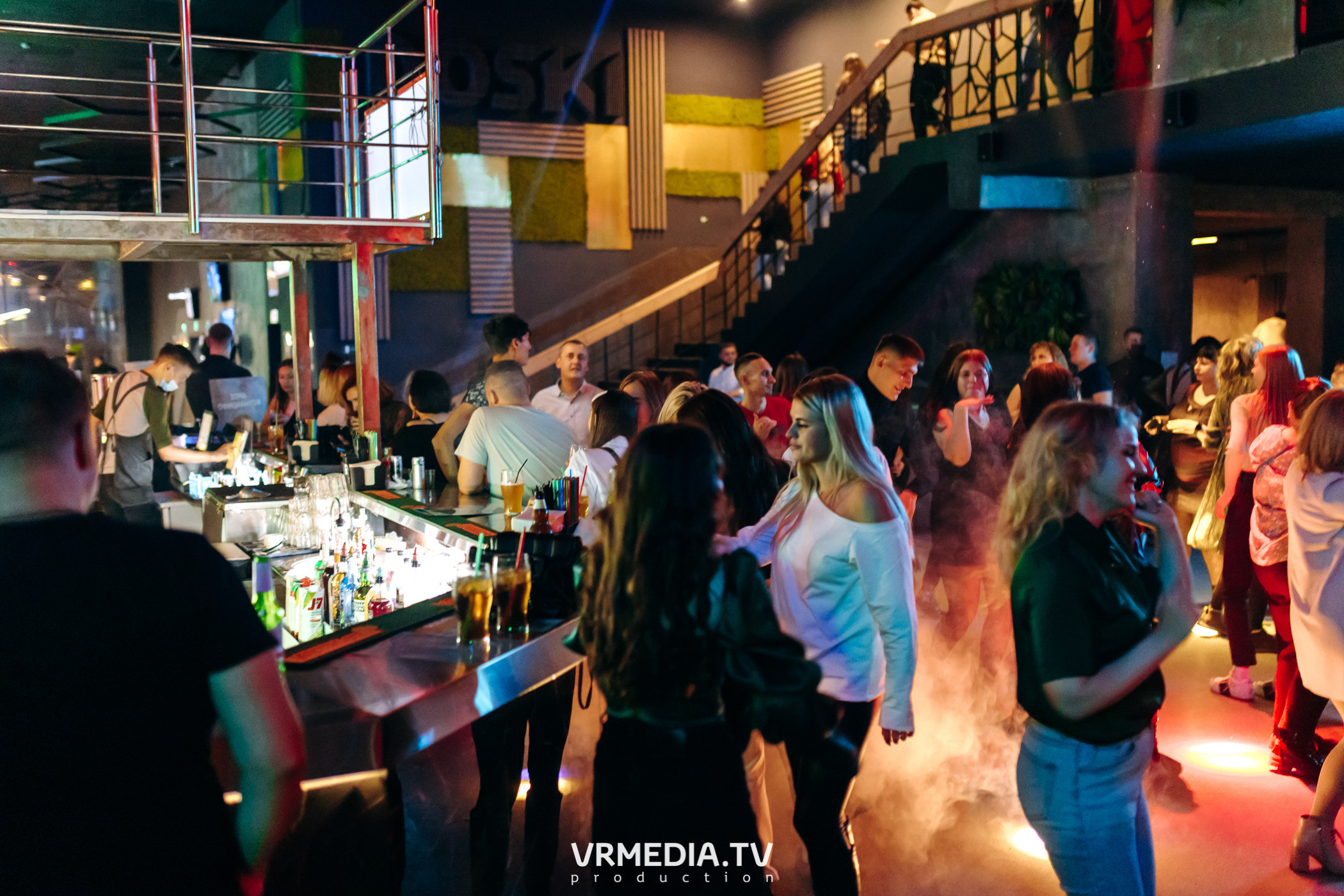 Выходные в баре «DOSKI»