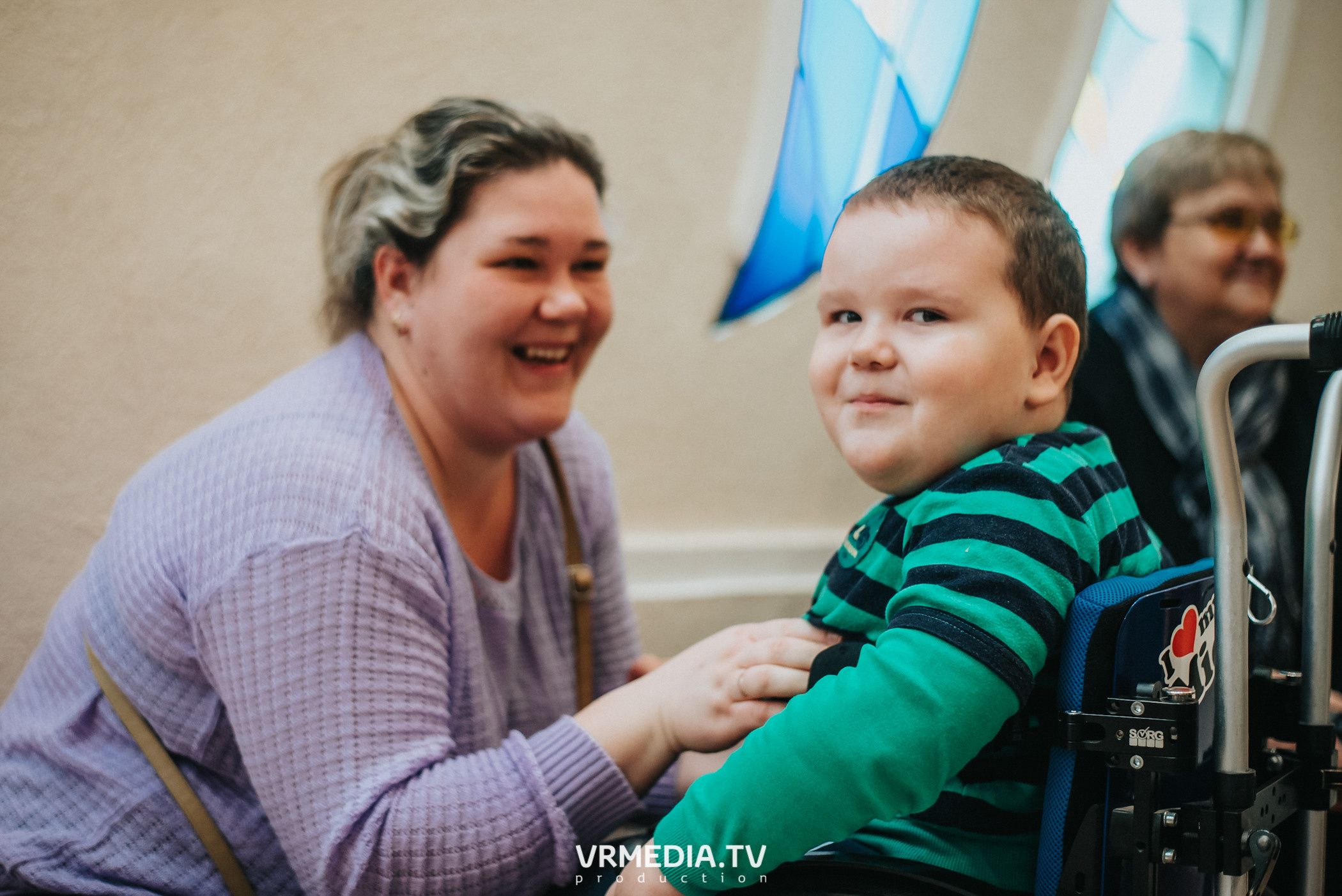 Шоу мыльных пузырей CLINK