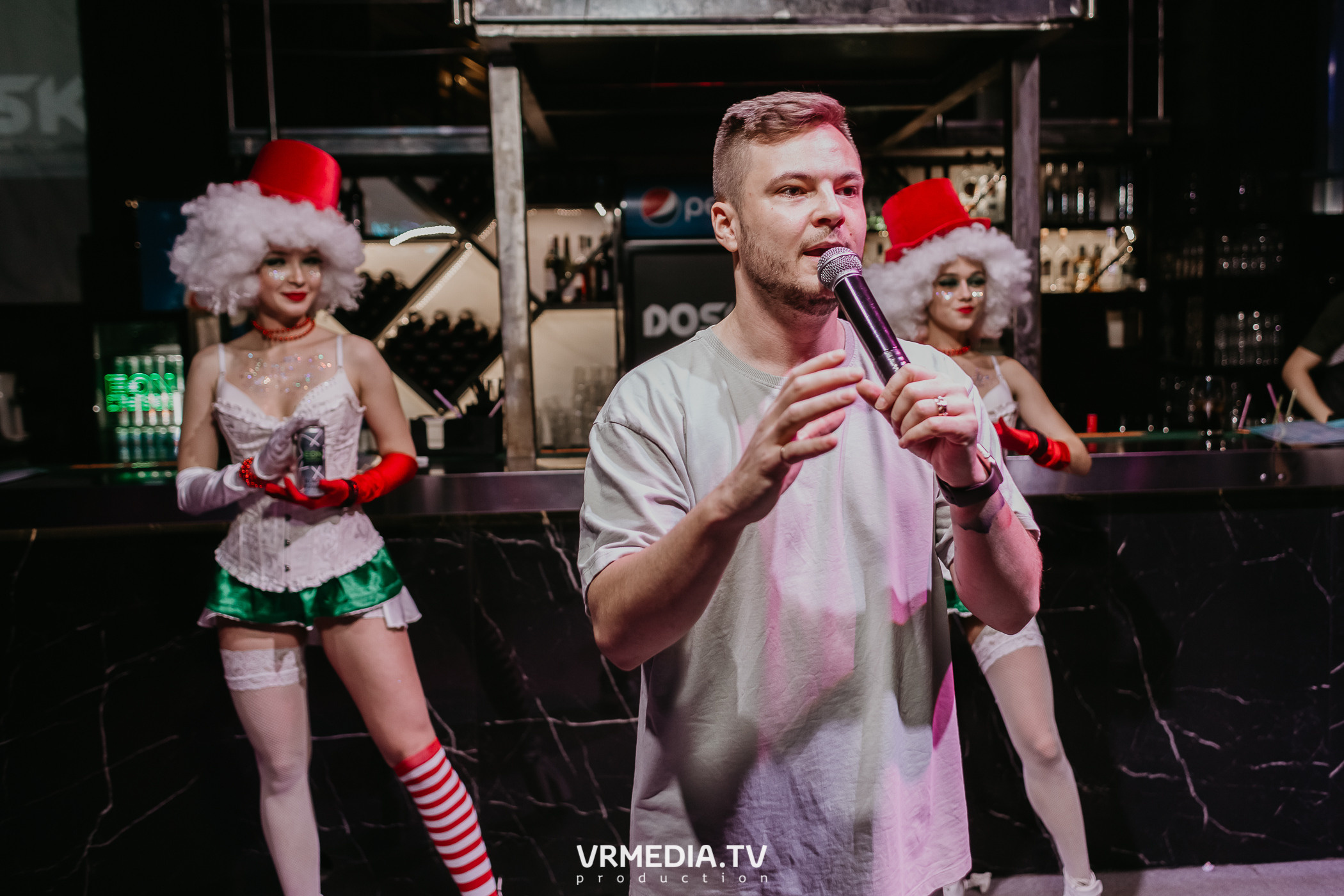 Выходные в баре «DOSKI»