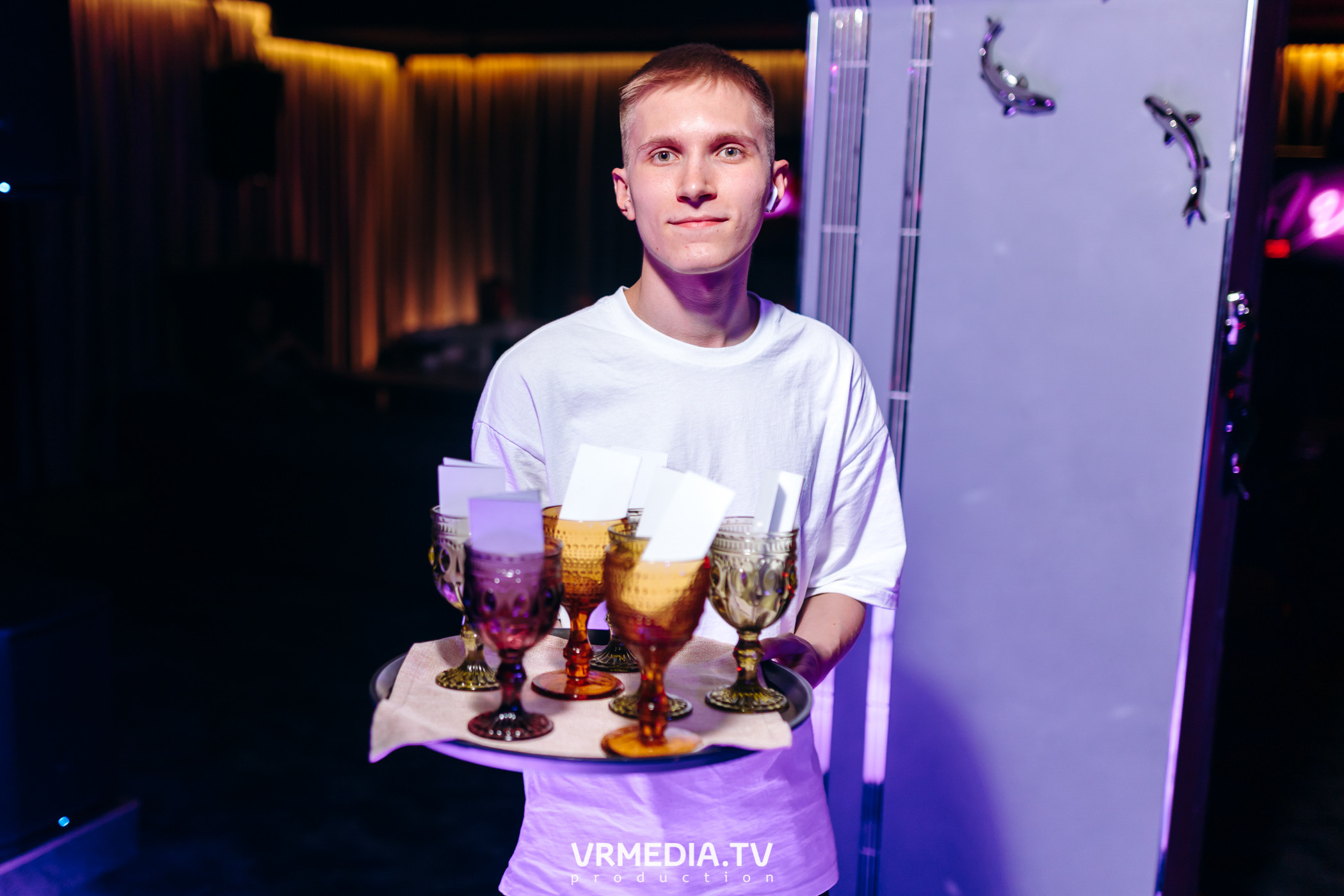 «Жуй орбит без сахара» в караоке-баре «Volna»