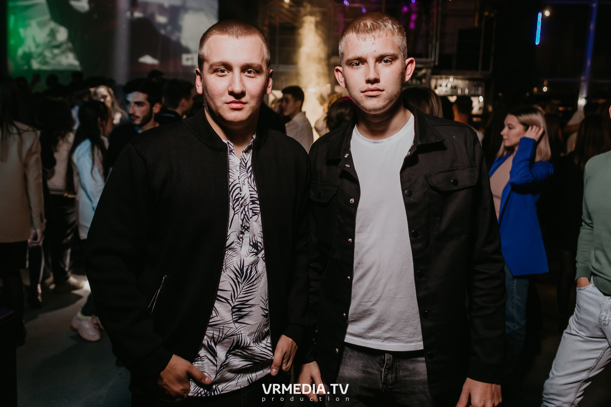 Выходные в баре «DOSKI»