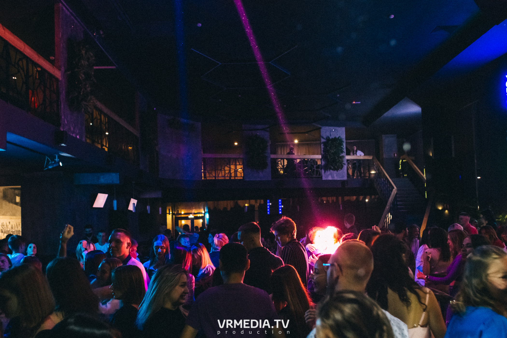 Выходные в баре «DOSKI»