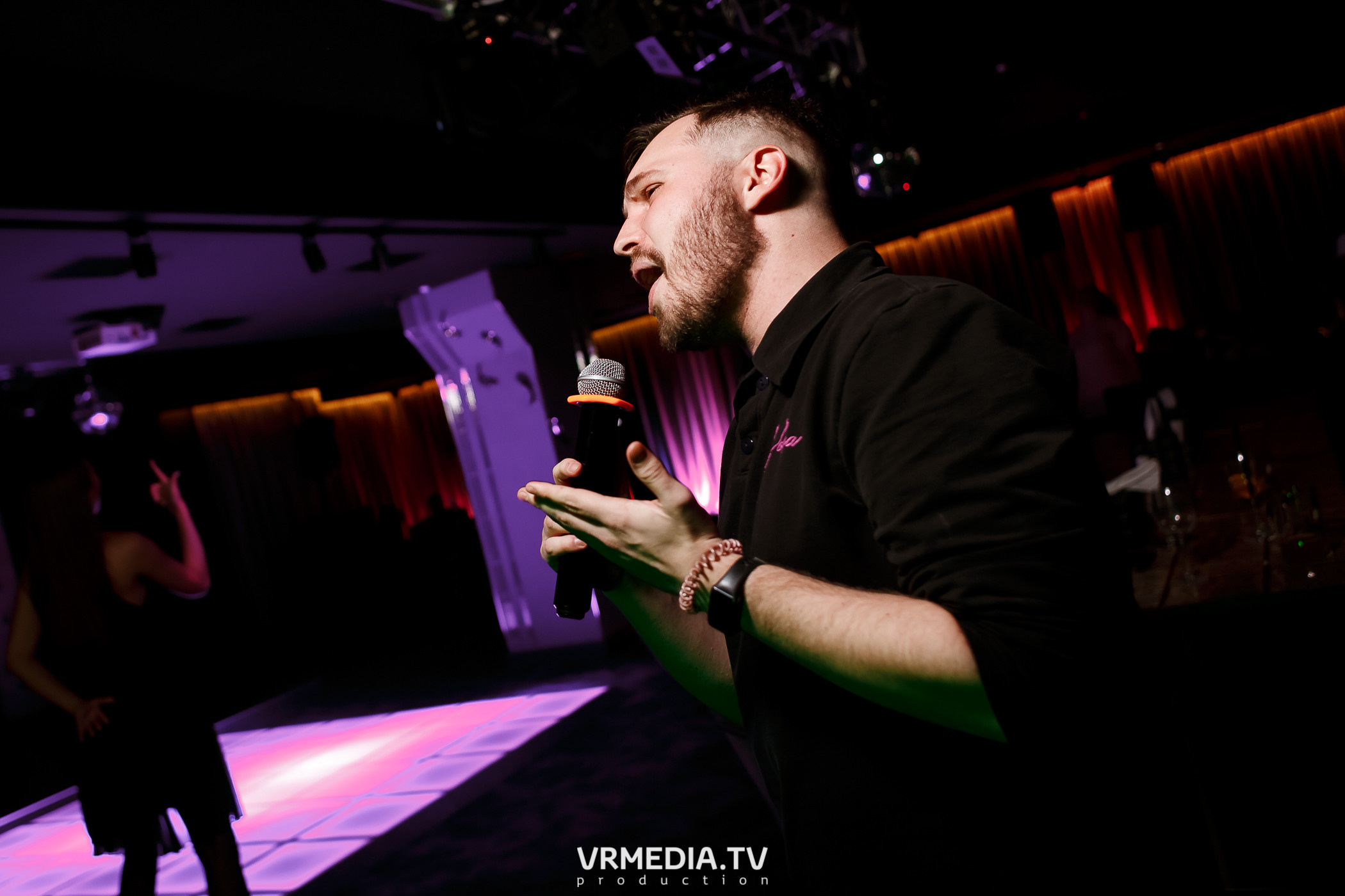 Выходные в караоке-баре «Volna»