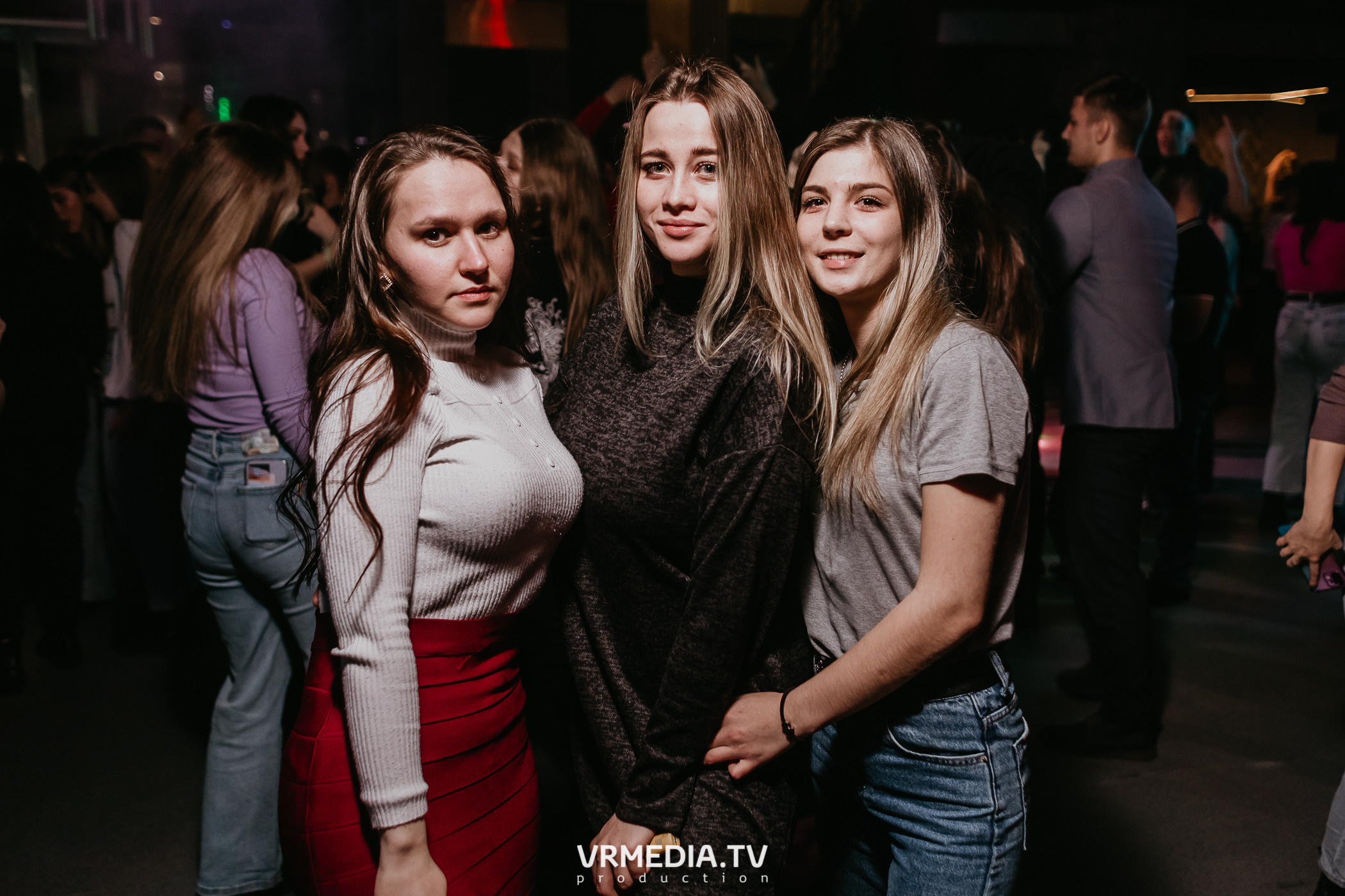 Выходные в баре «DOSKI»