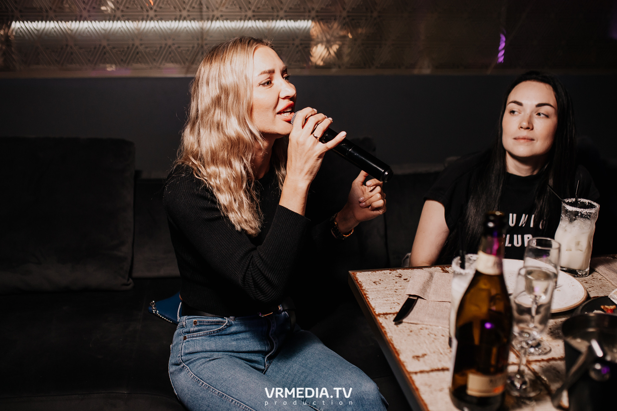 Выходные в караоке-баре «Volna»