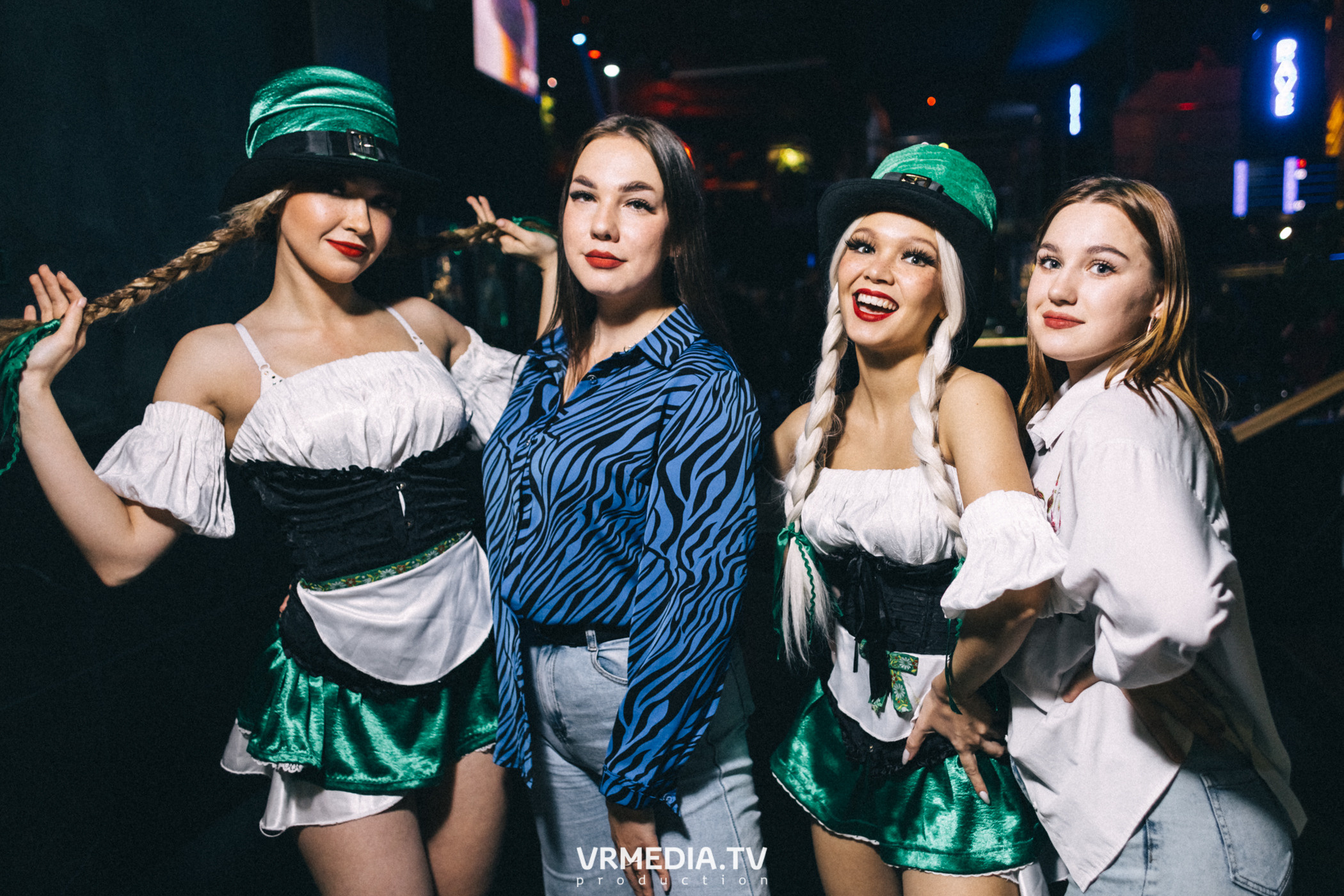 Выходные в баре «DOSKI»