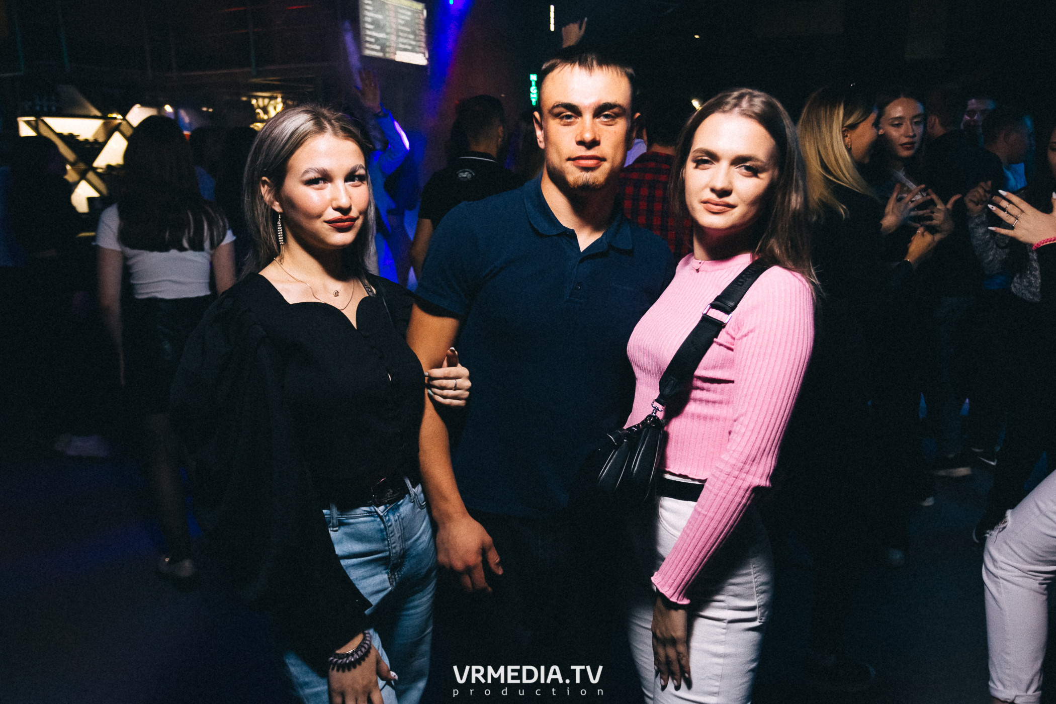 Выходные в баре «DOSKI»