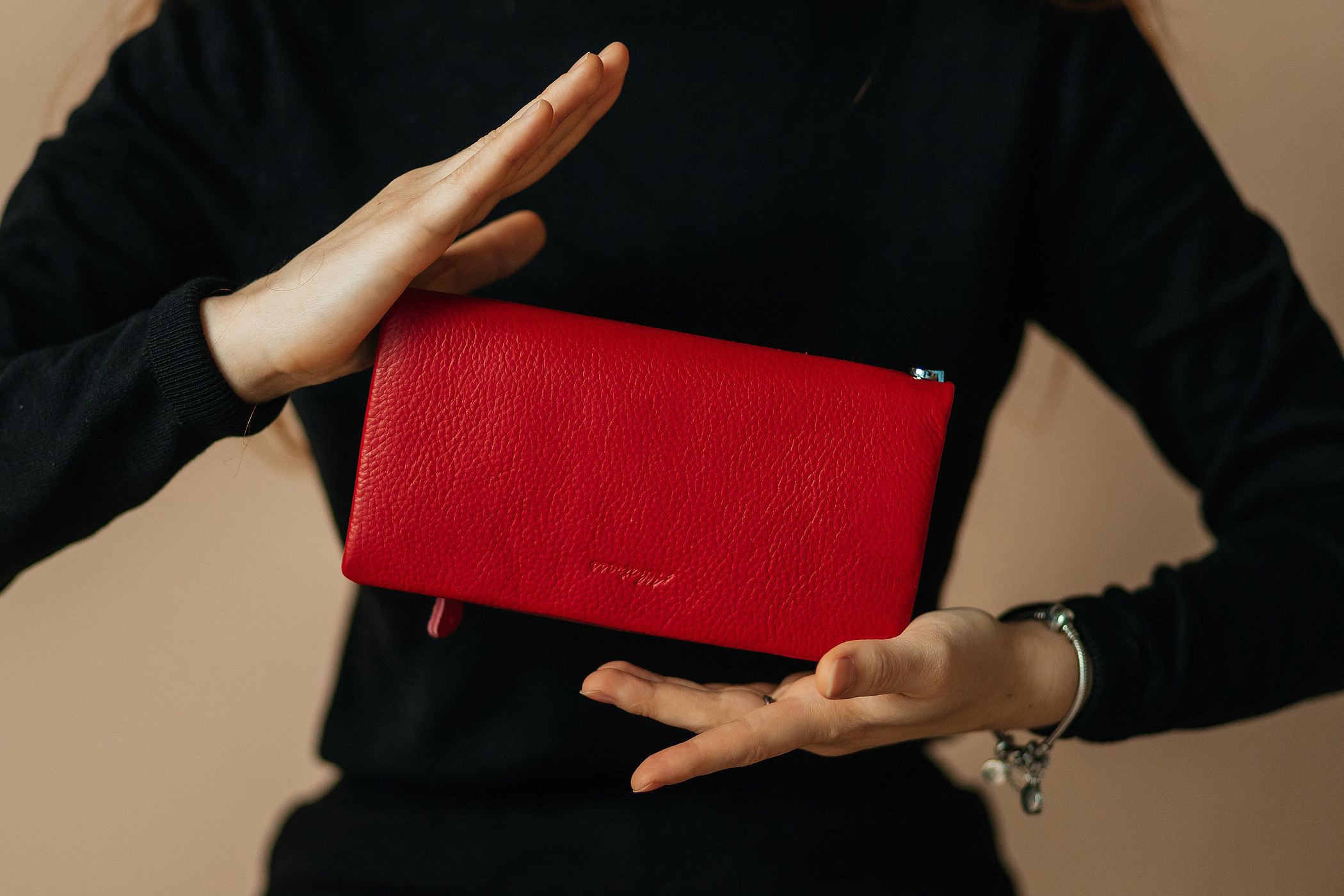 Бутик сумок и чемоданов «Королевство Сумок»