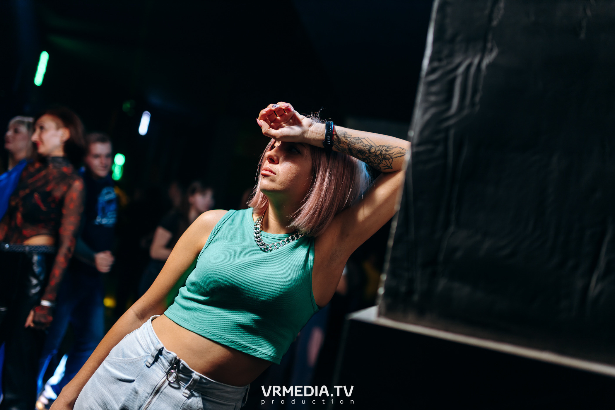 Выходные в баре «DOSKI»