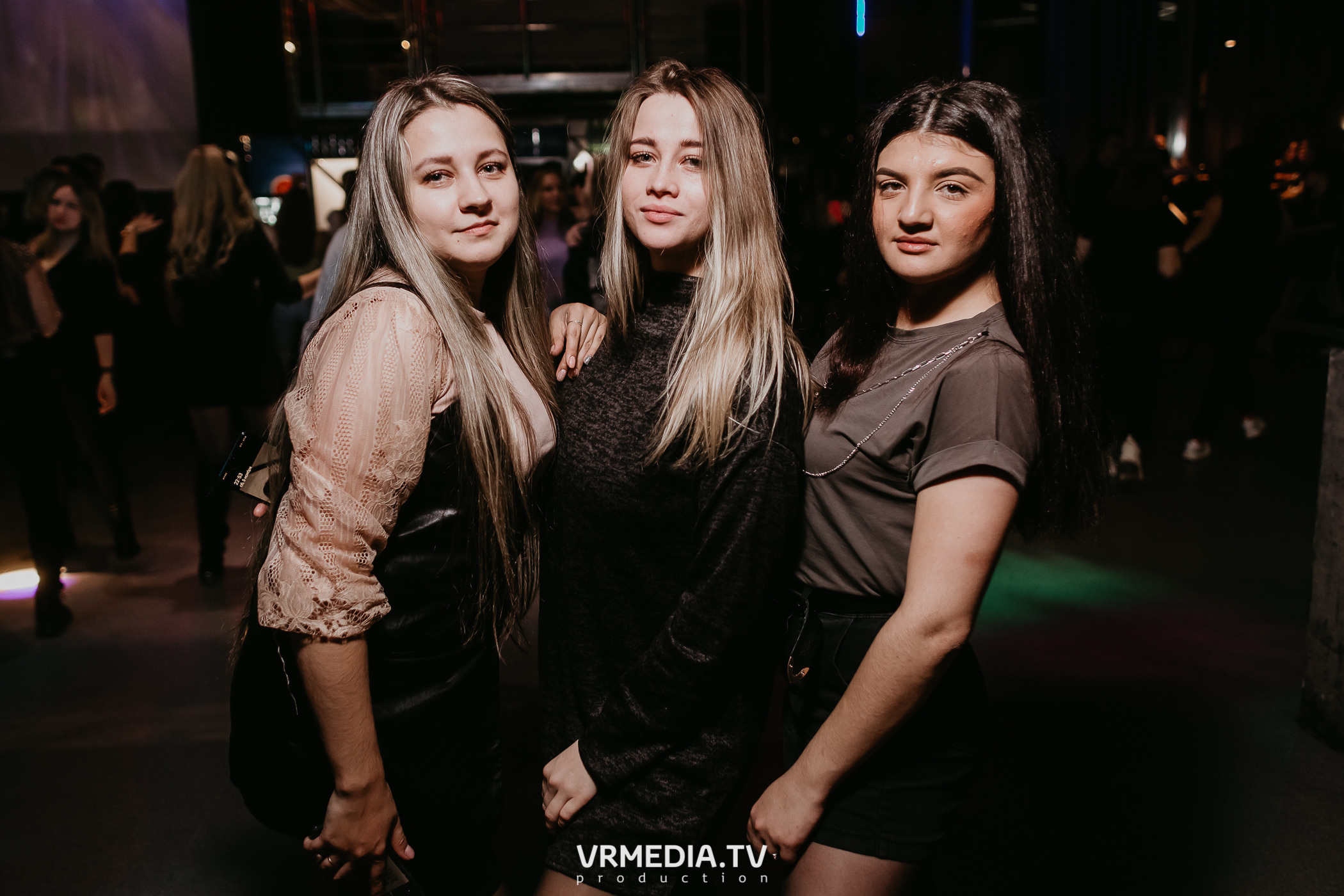 Выходные в баре «DOSKI»