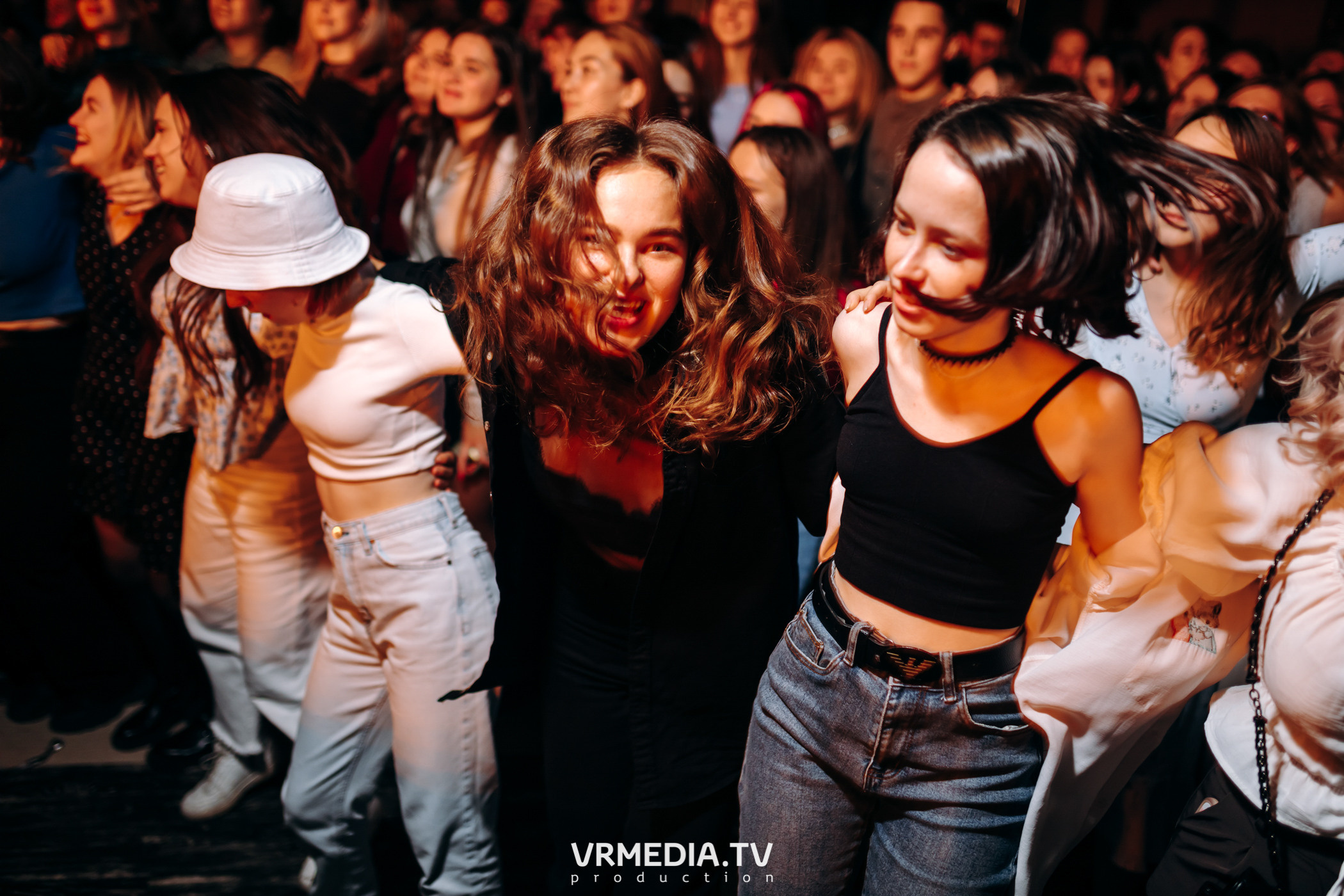 Ночь, Рейв и Мед