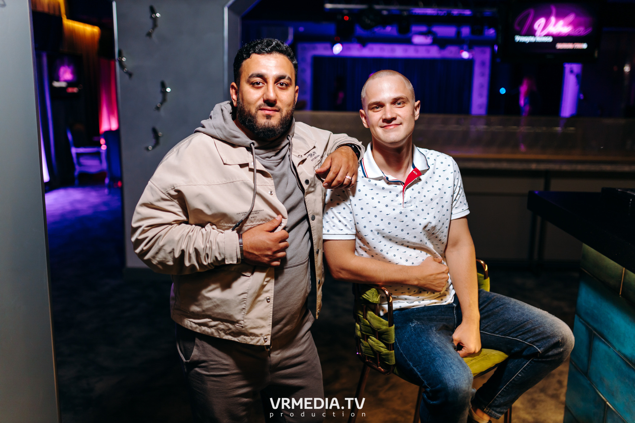 Ночь фотографии в караоке-баре «Volna»