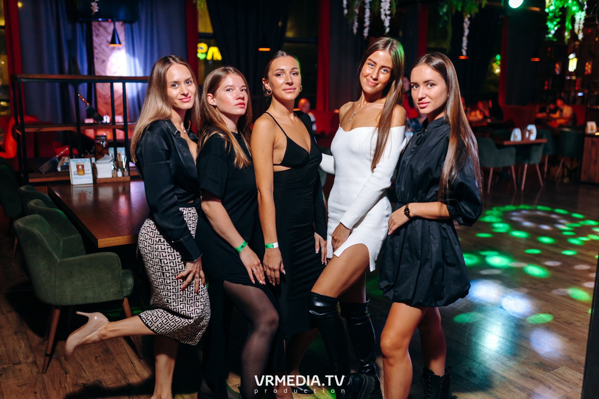 #ЖАРКИЕДНИИНОЧИ в гриль-баре «Жара»