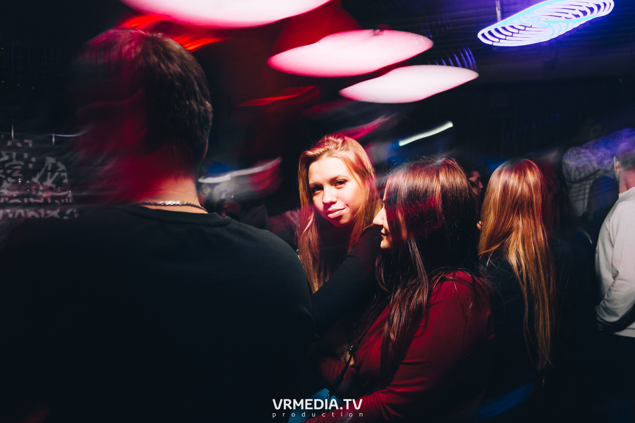 Выходные в баре «Хука Хаус»