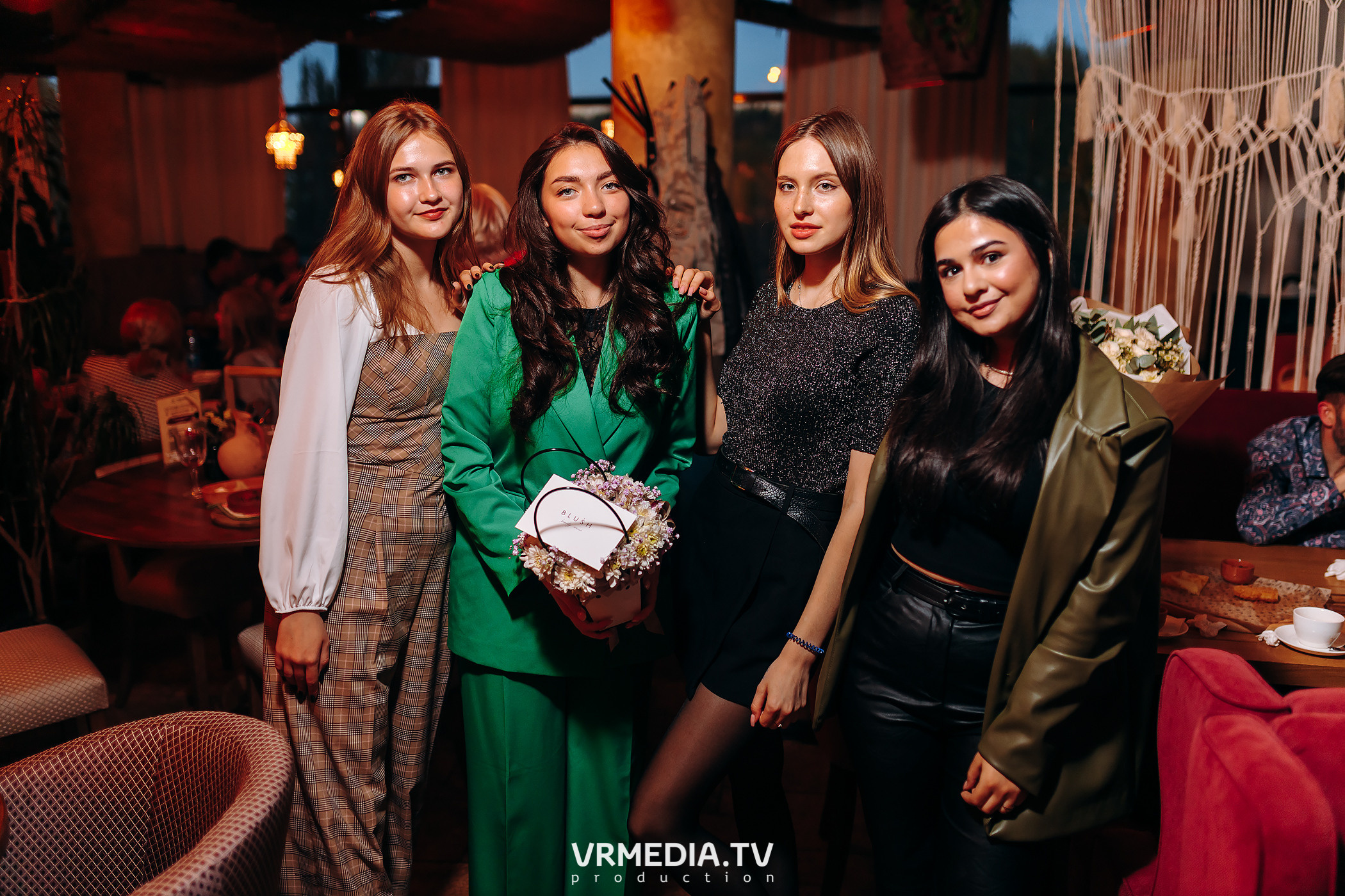 #ЖАРКИЕДНИИНОЧИ в гриль-баре «Жара»