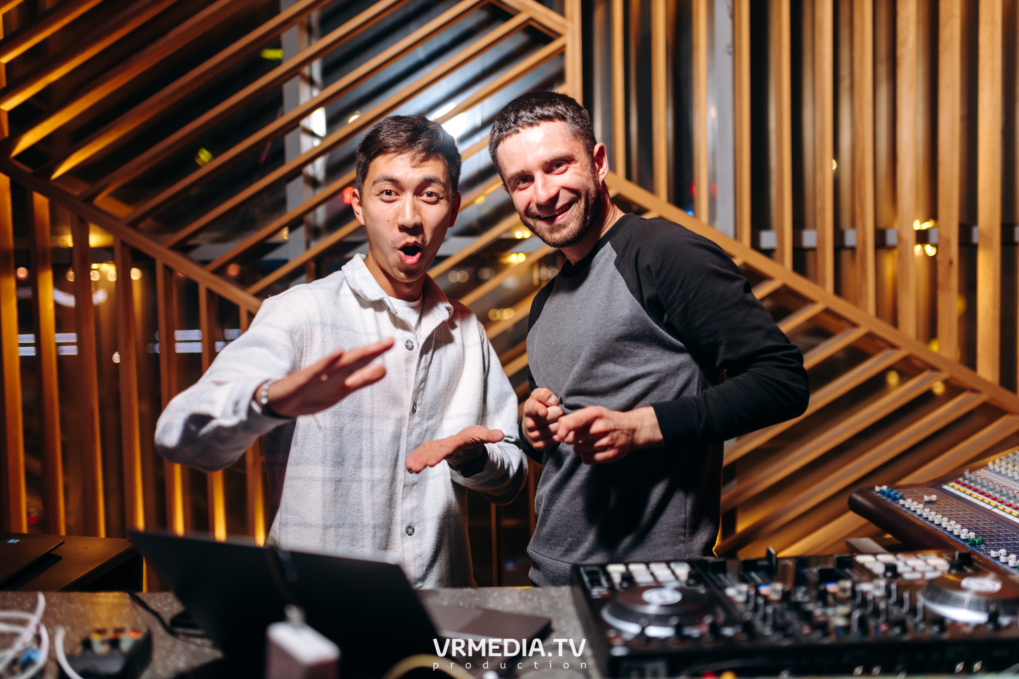 Выходные в баре «DOSKI»